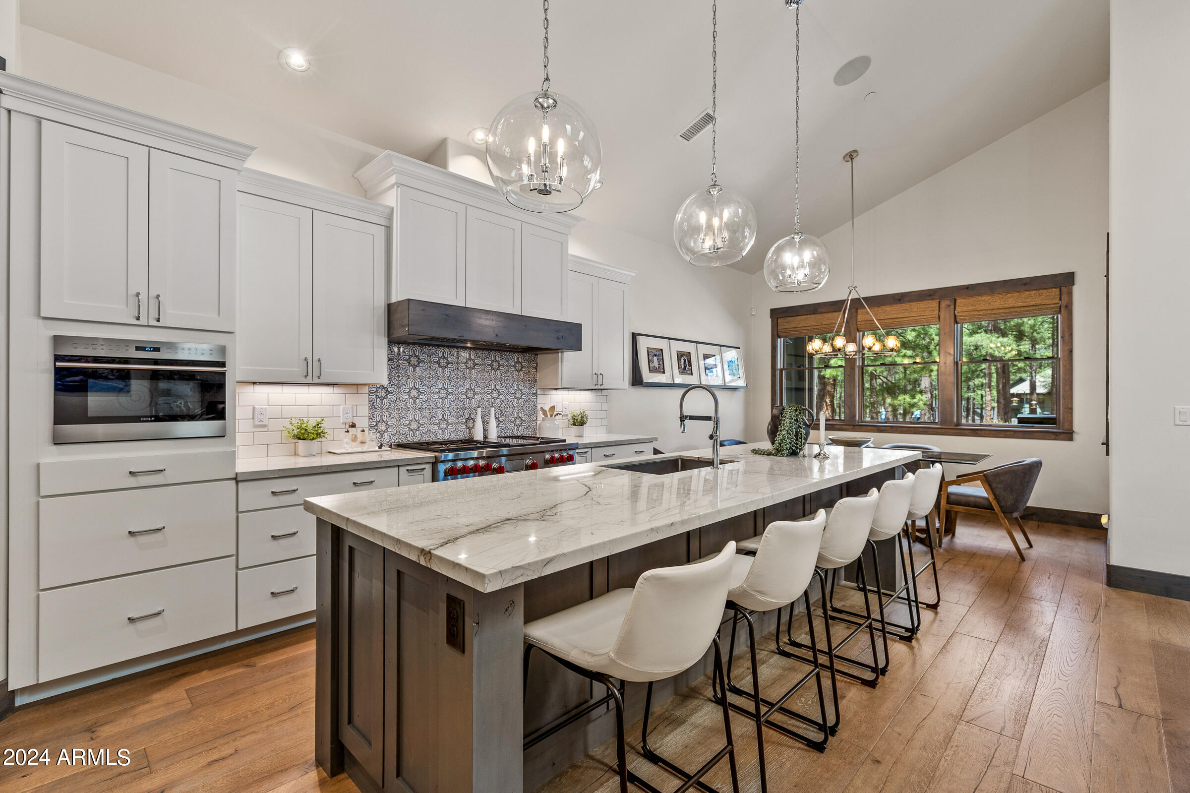 3770 S BRIDLE Path