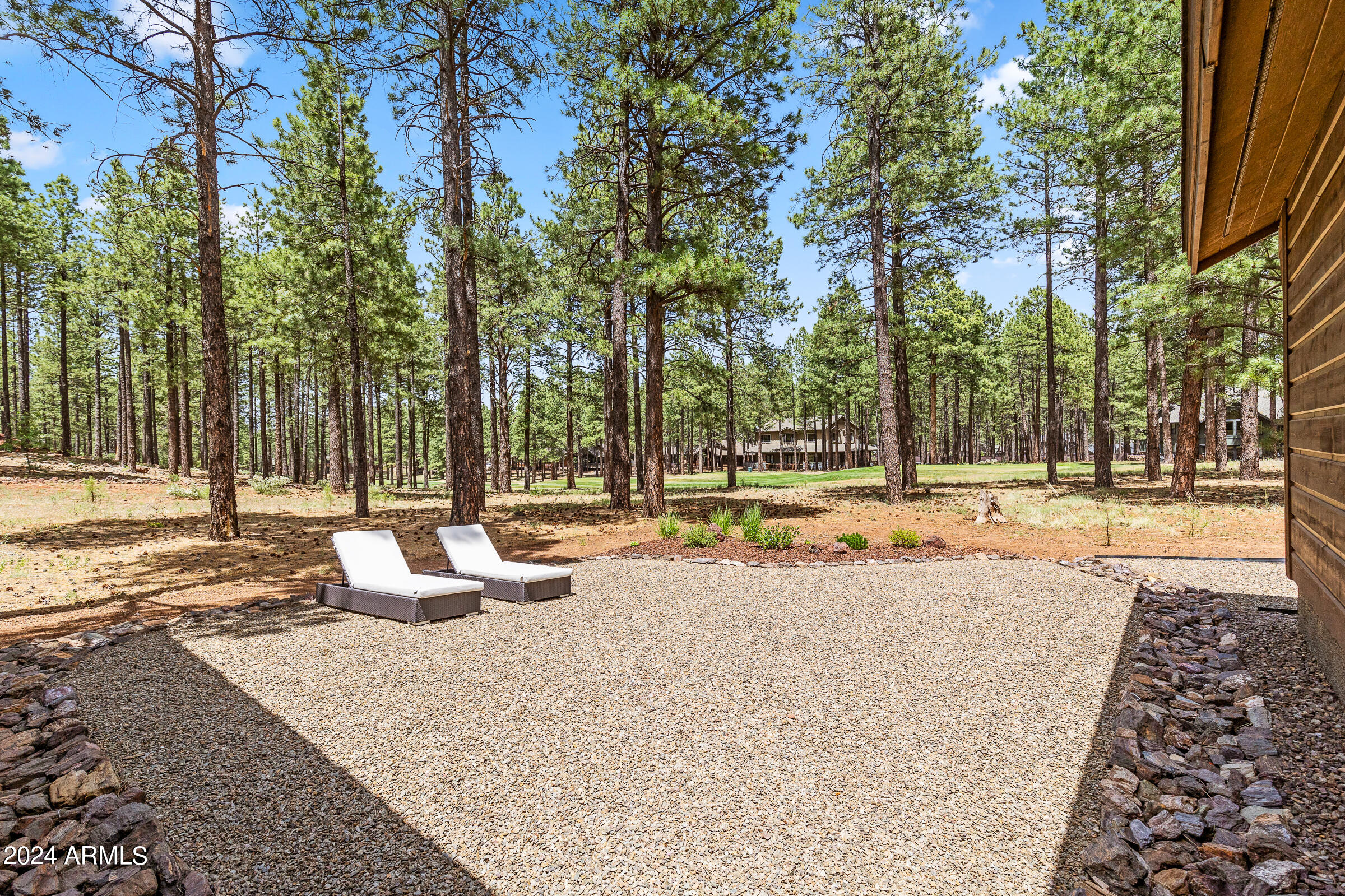 3770 S BRIDLE Path