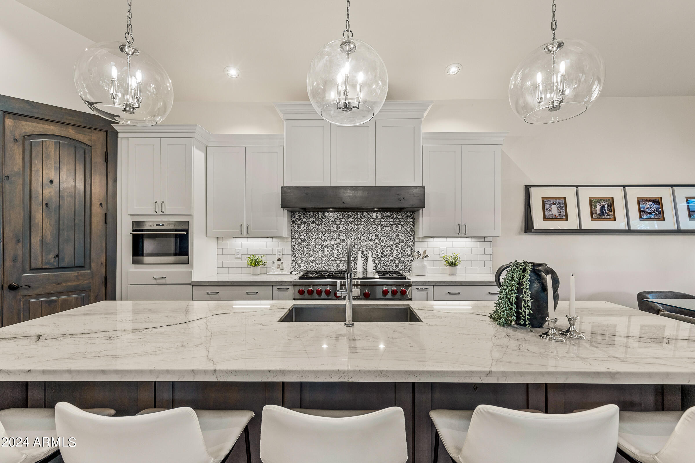 3770 S BRIDLE Path