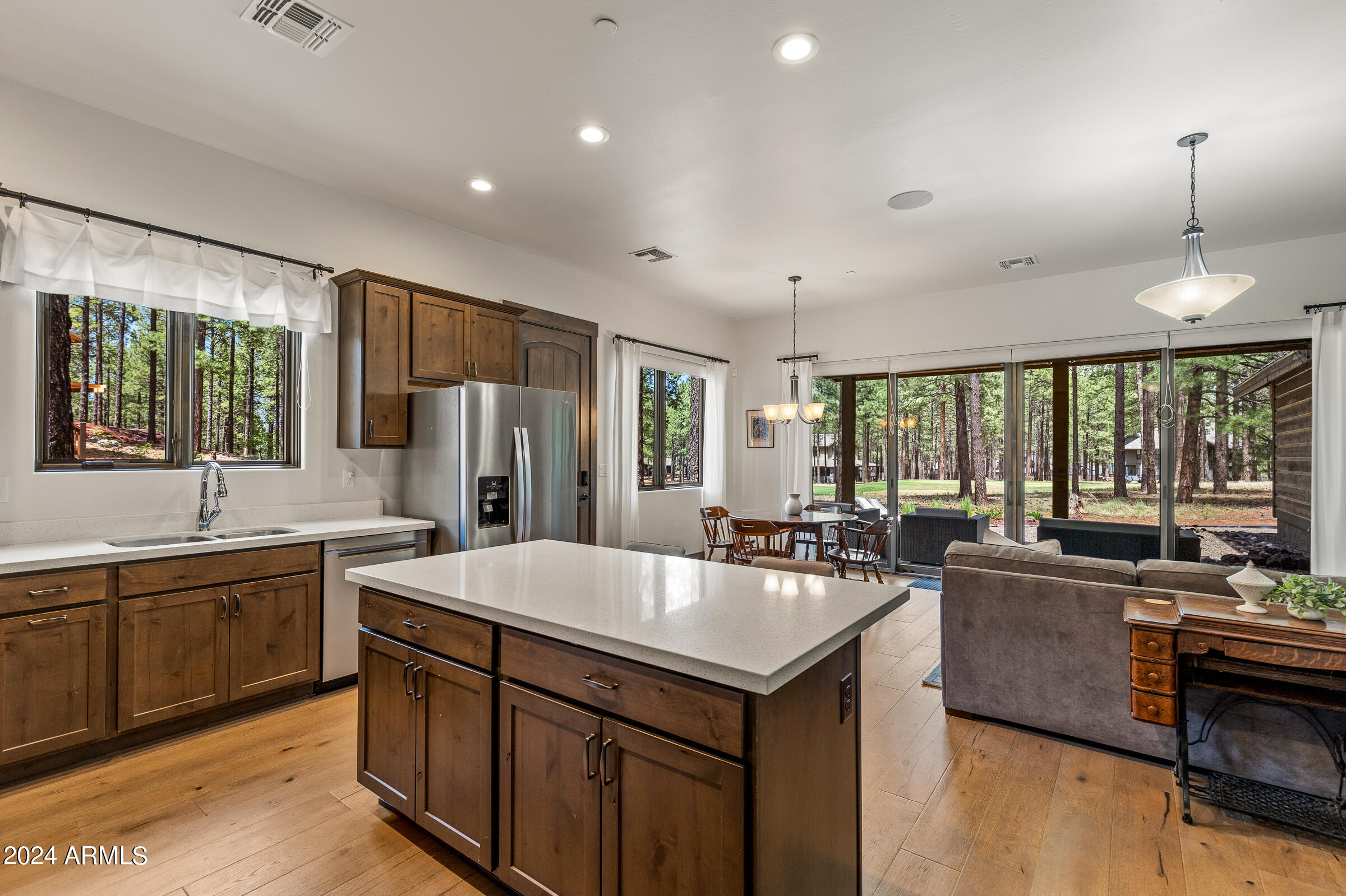 3770 S BRIDLE Path