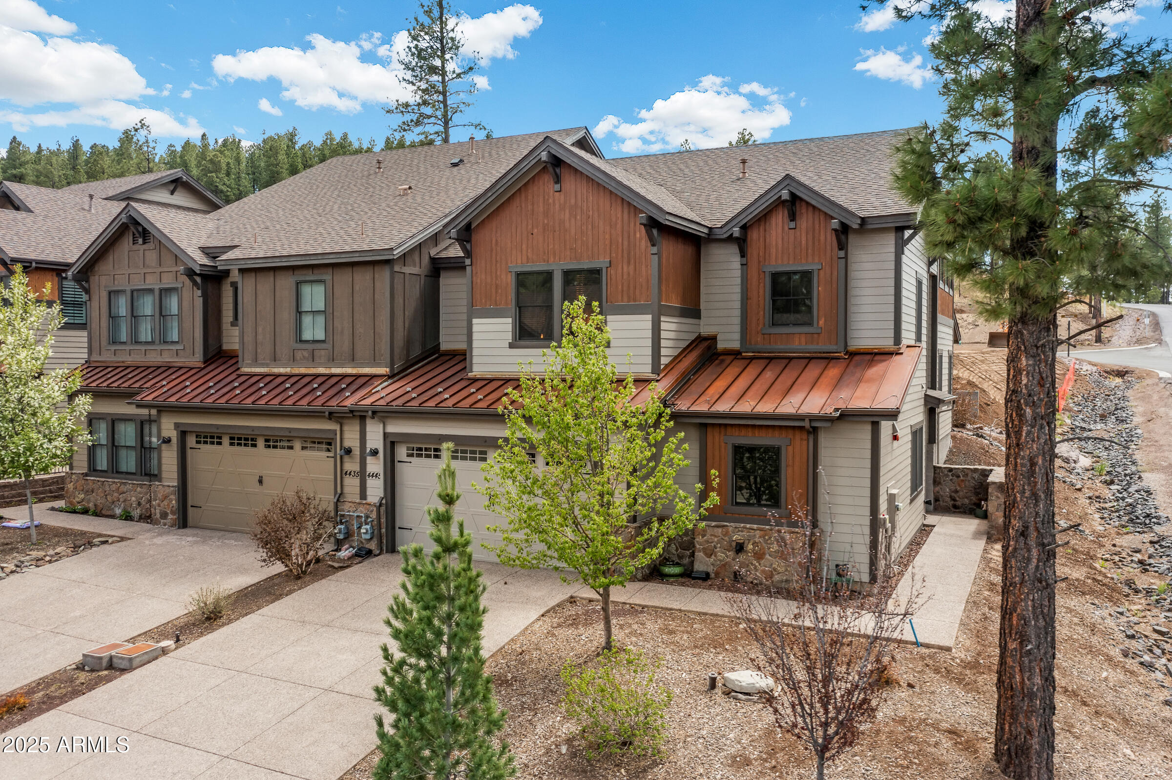 4445 W ARABIAN Trail