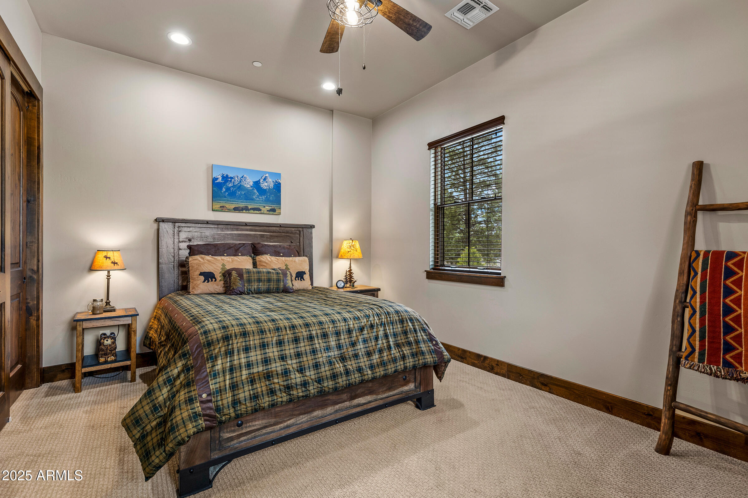 4445 W ARABIAN Trail