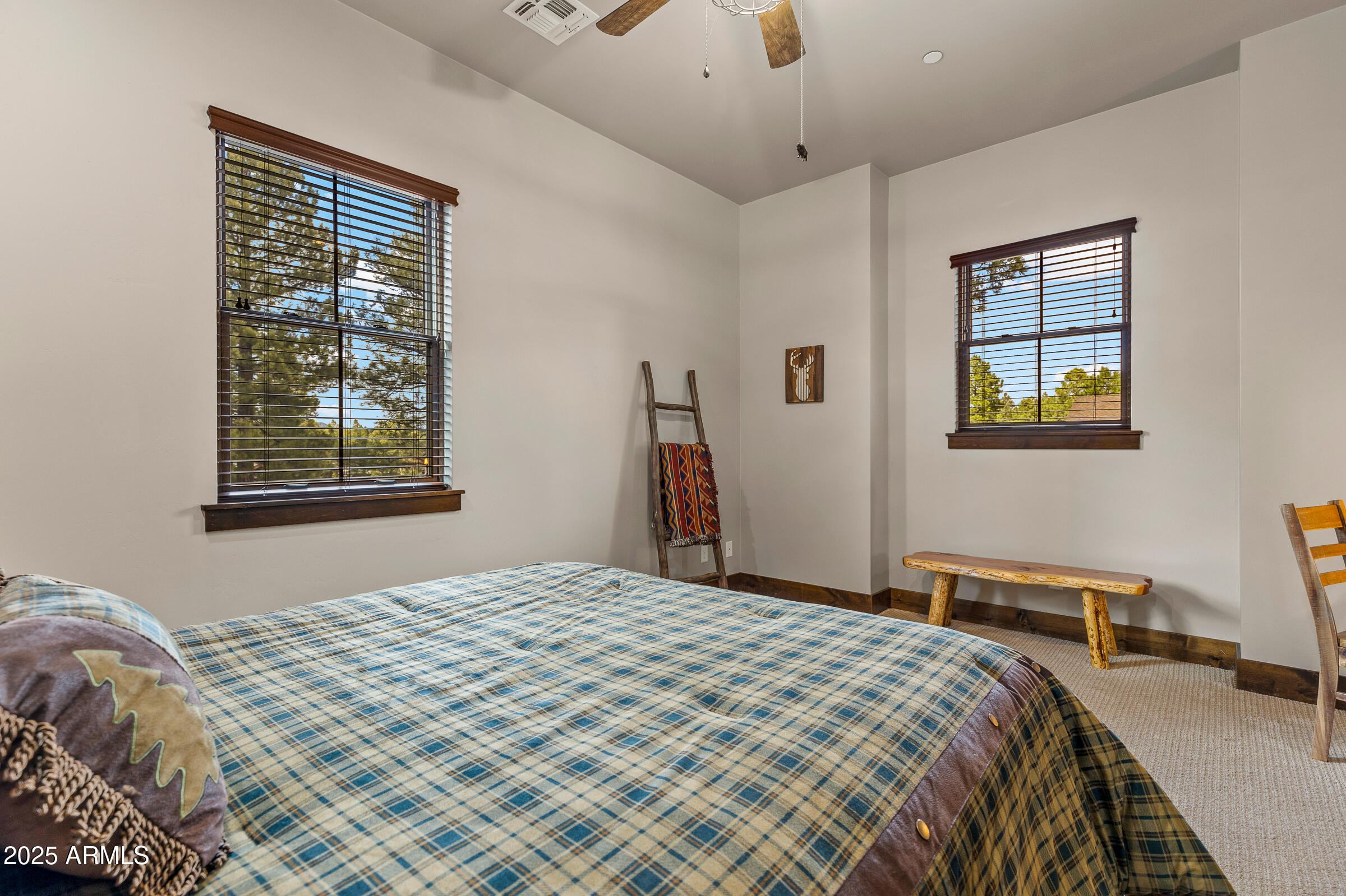 4445 W ARABIAN Trail