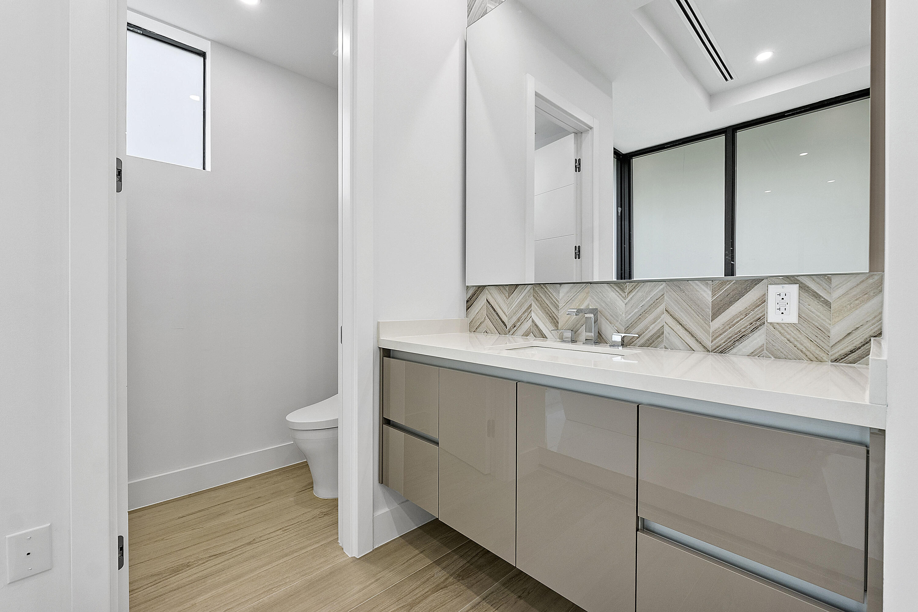 11781 NW 15th Street