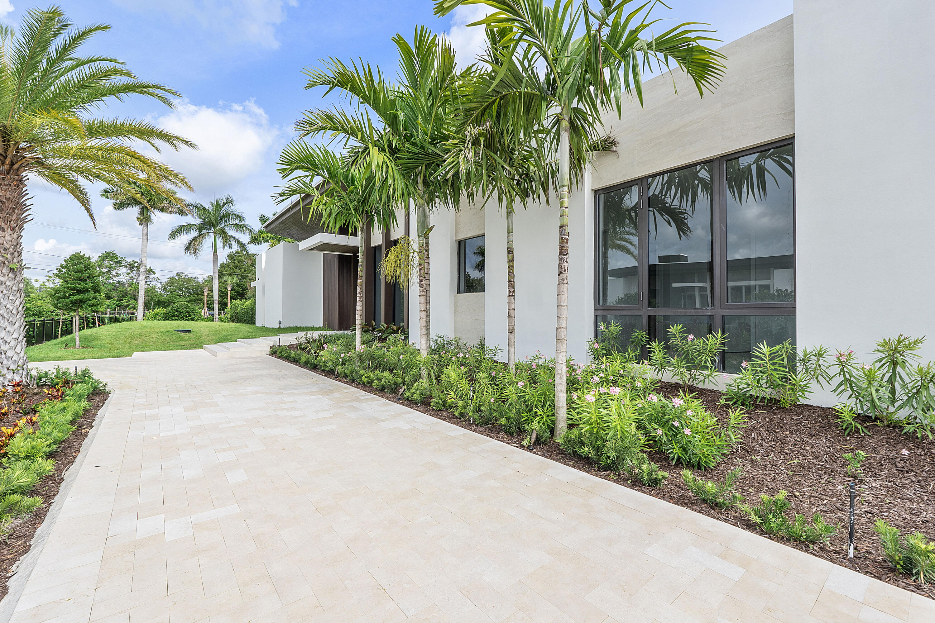 11781 NW 15th Street