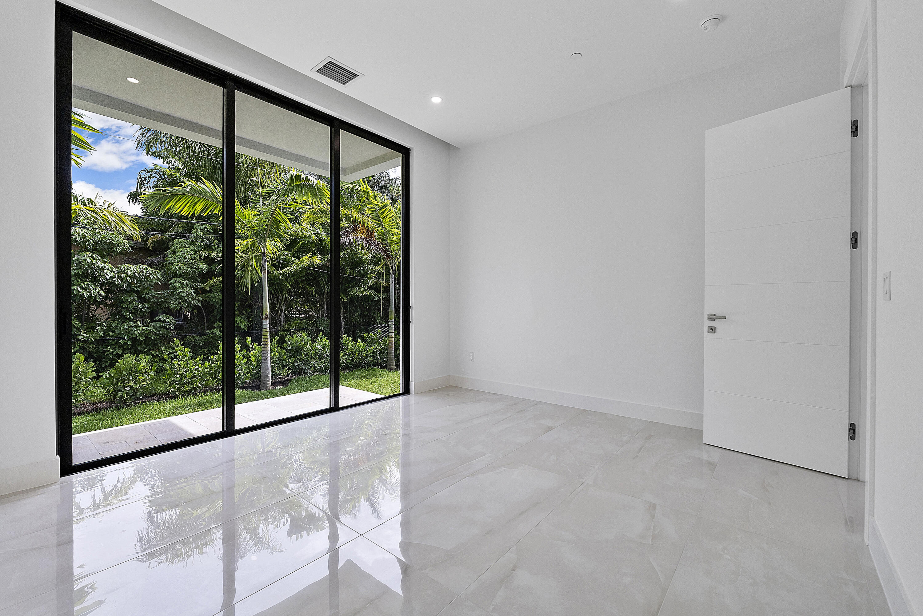 11781 NW 15th Street