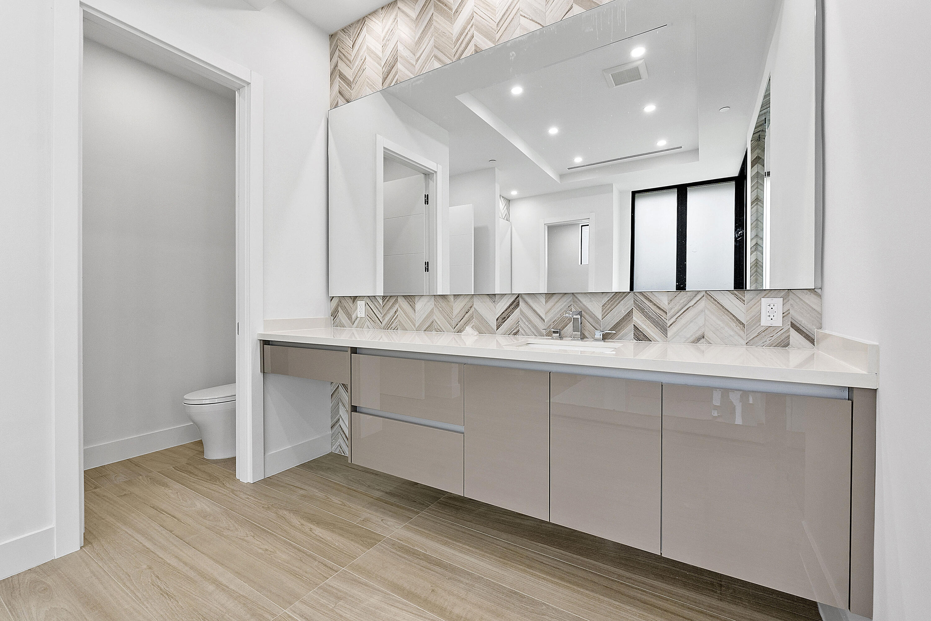 11781 NW 15th Street