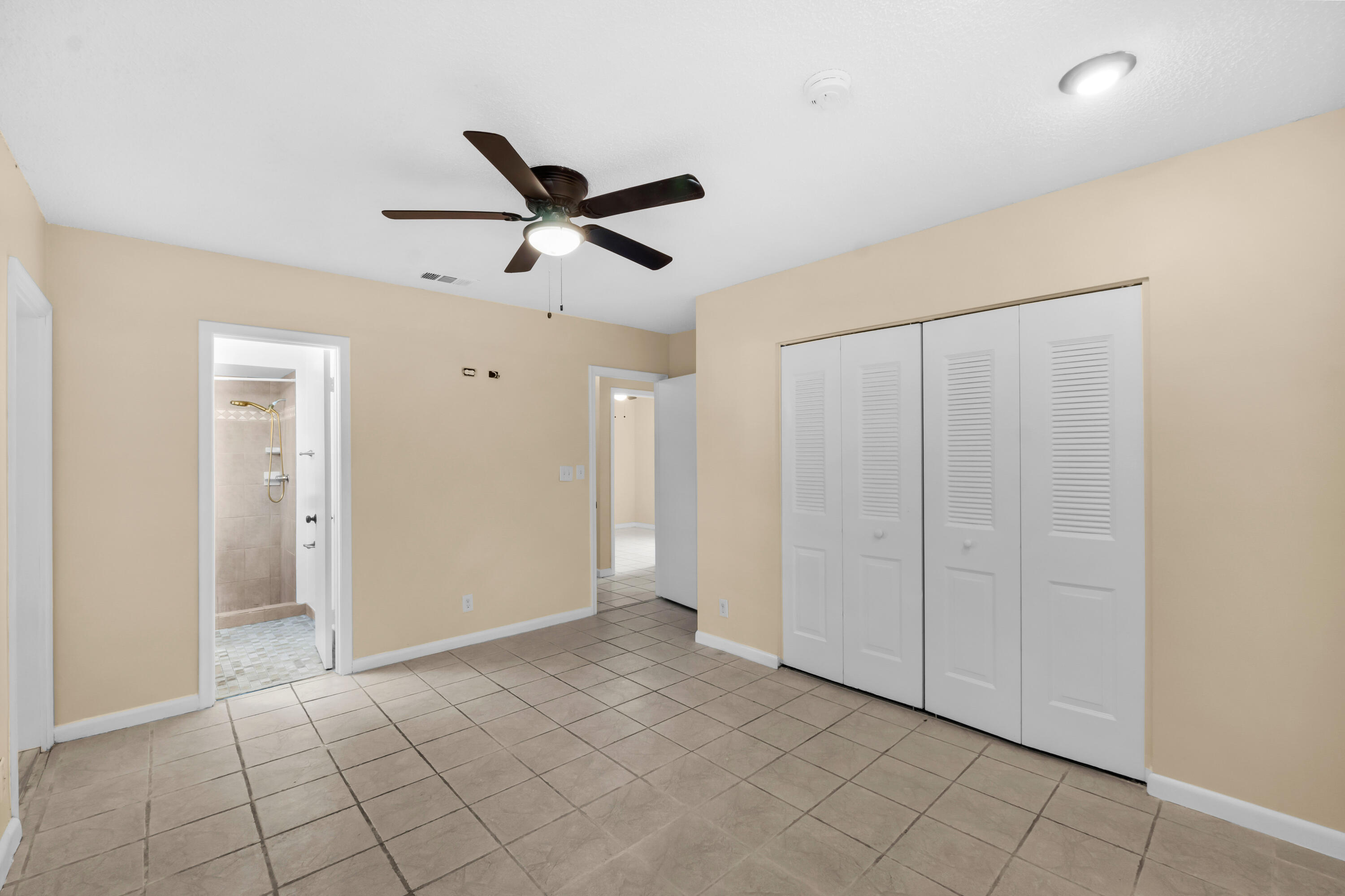 2070 NW 109th Avenue