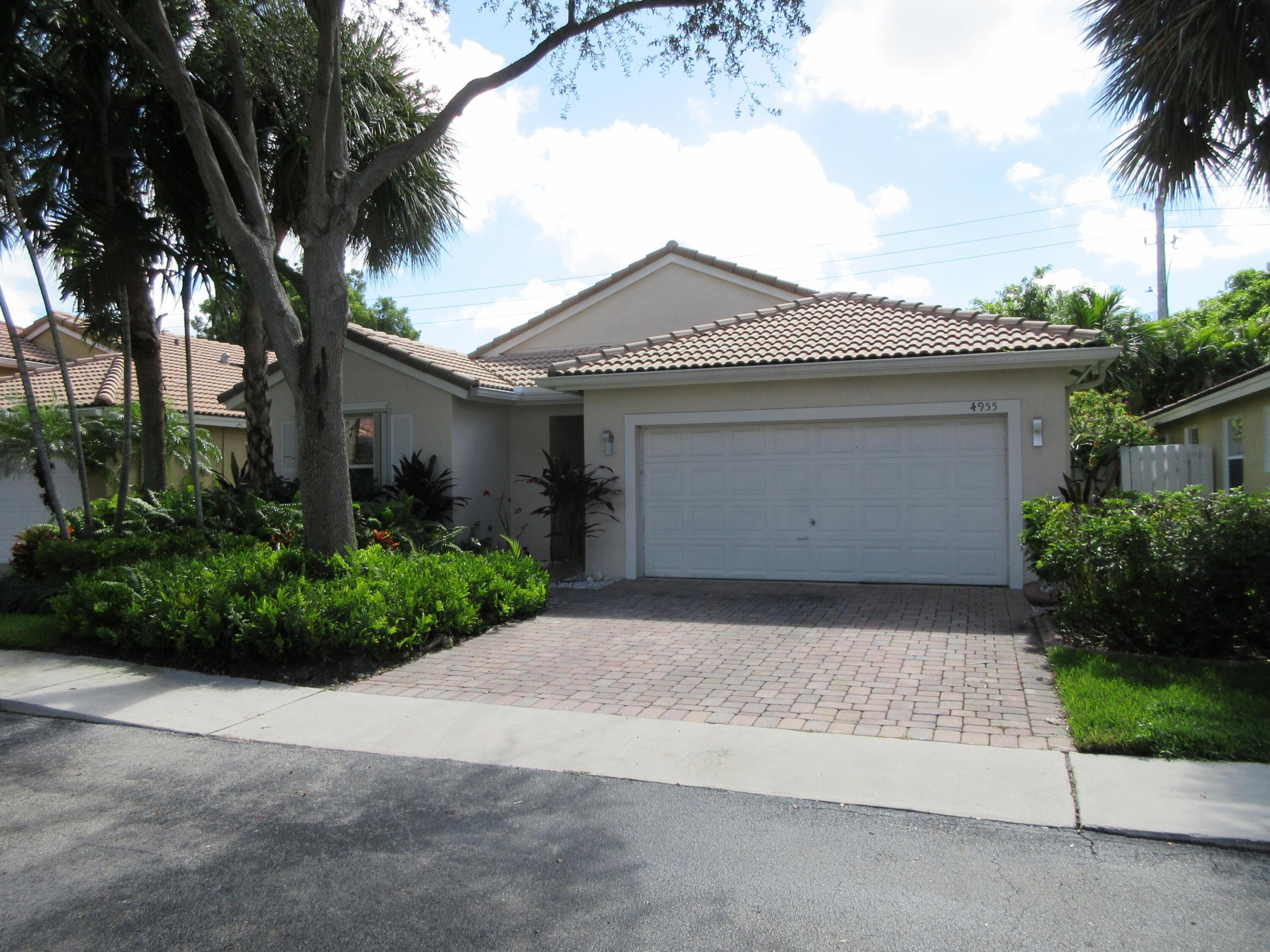 4955 SW 35th Terrace