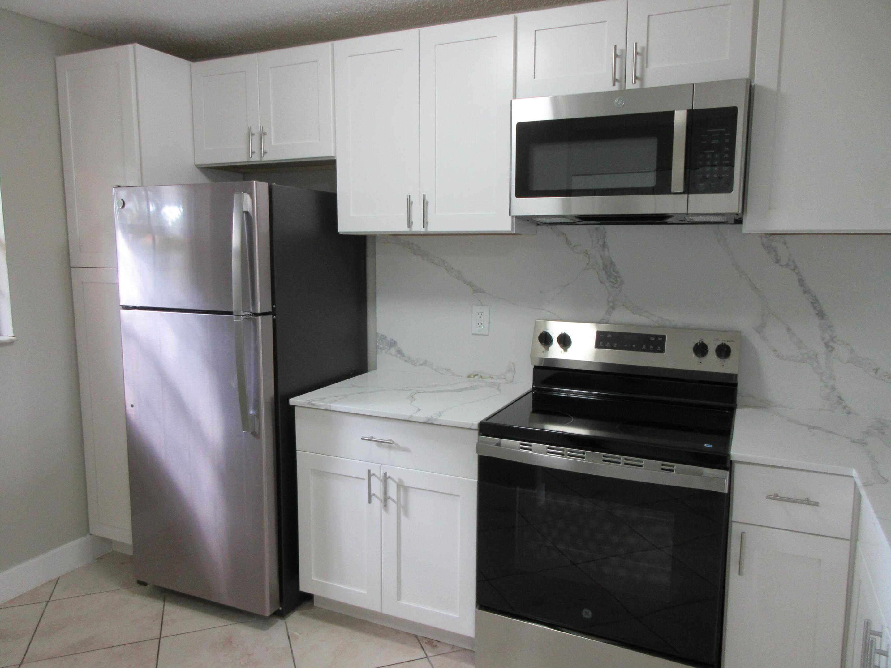 4111 NW 114th Avenue