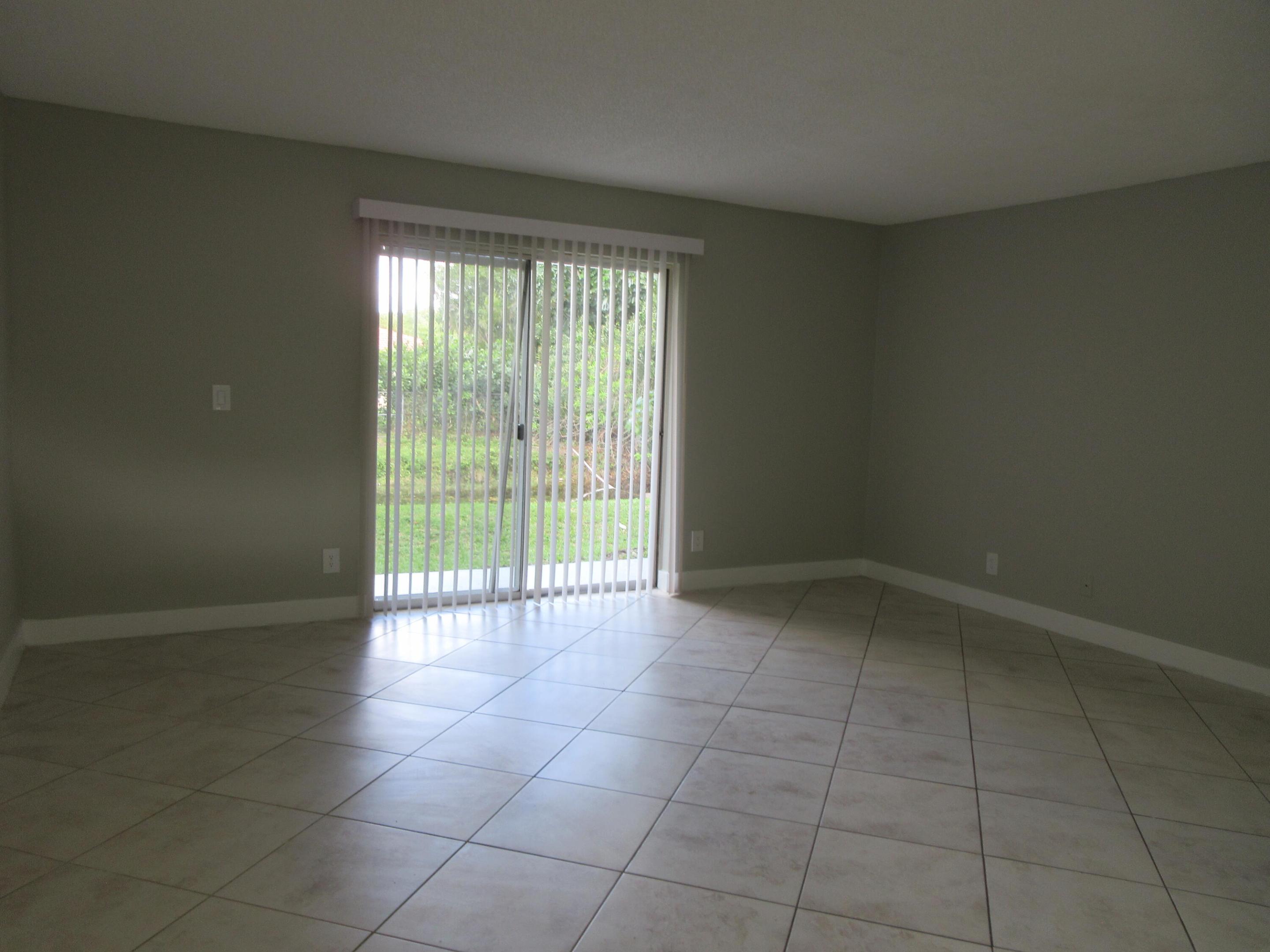 4111 NW 114th Avenue