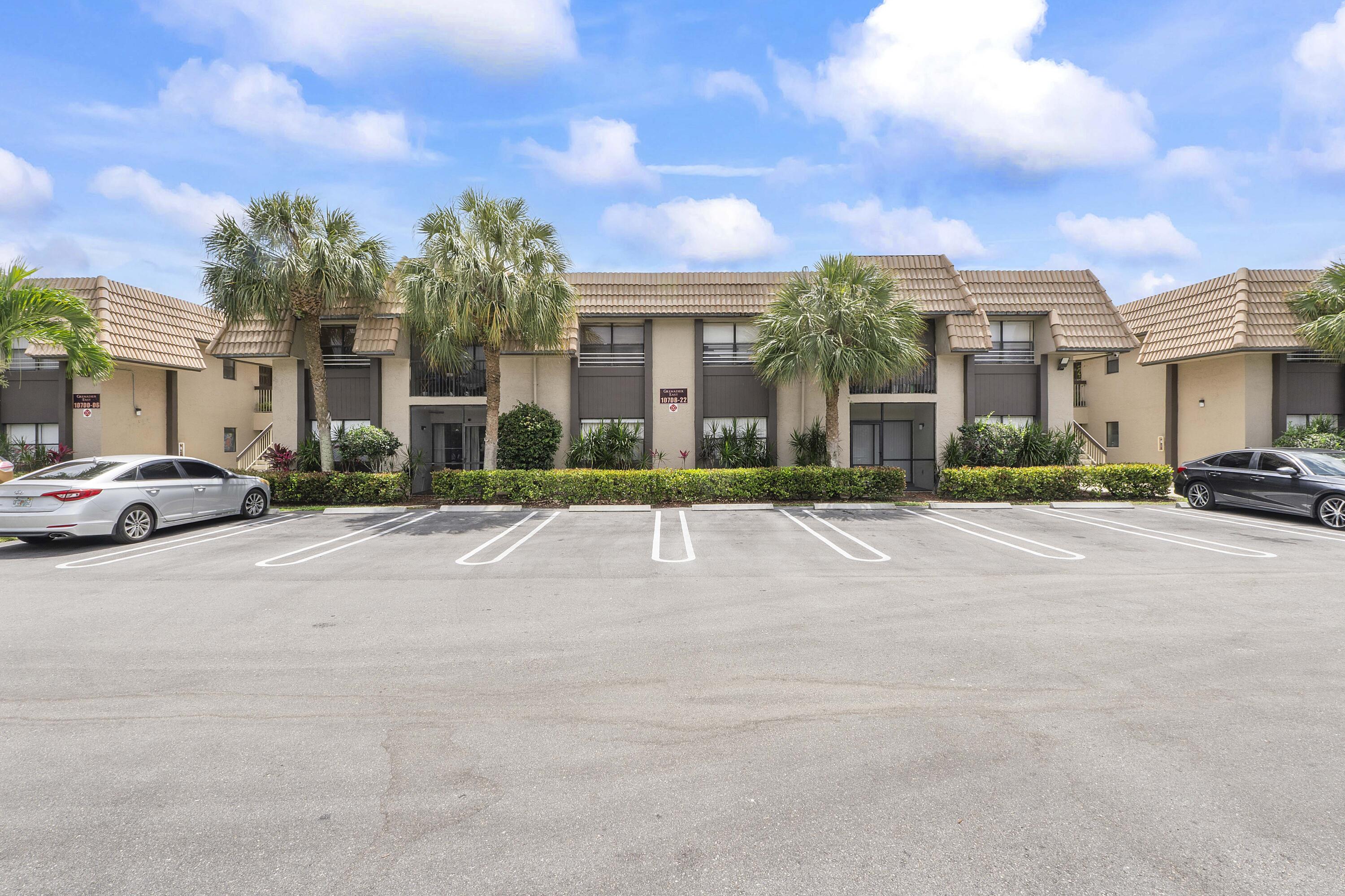 10710 Royal Palm Boulevard 2-2