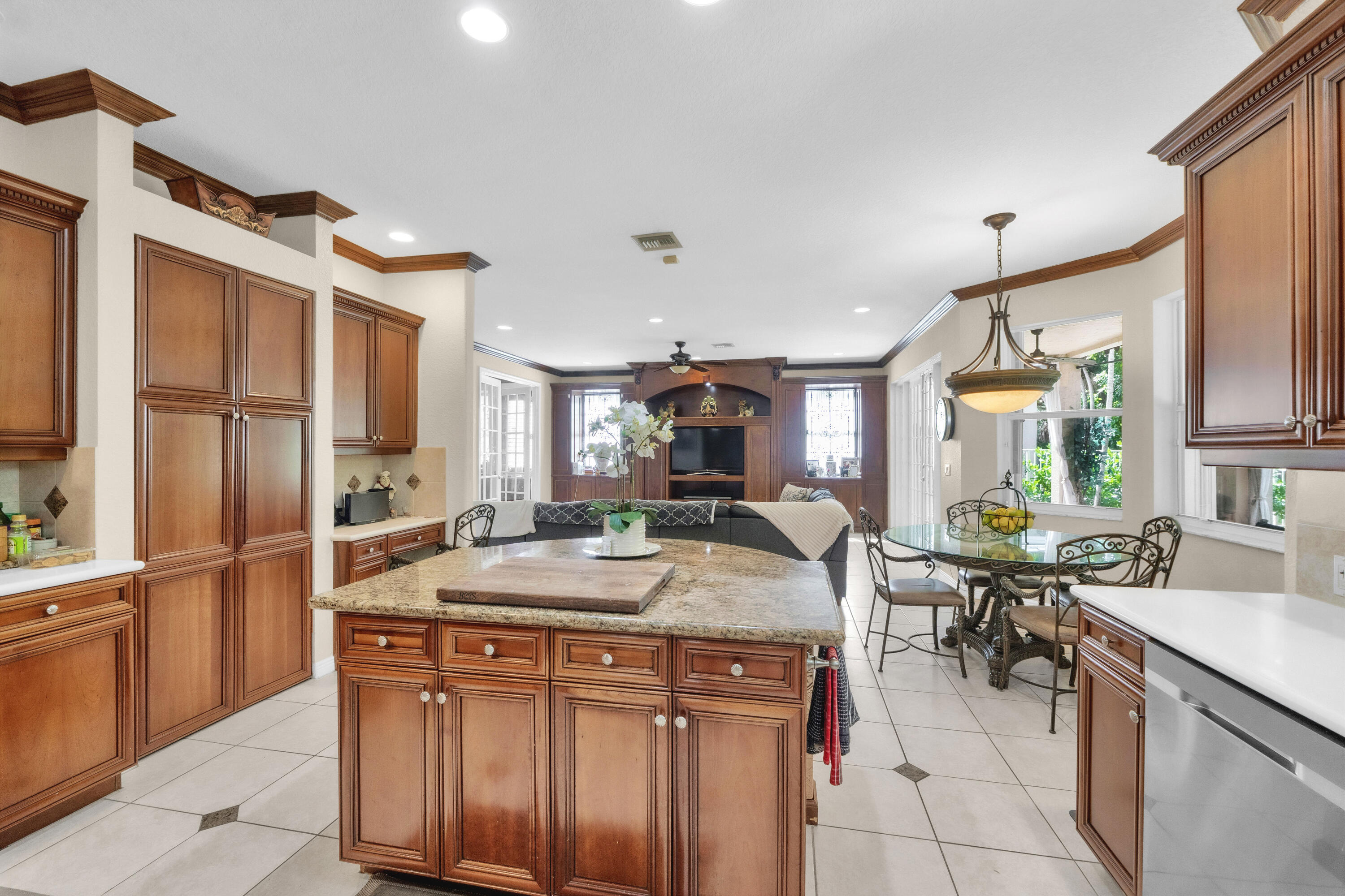 7540 Greenville Circle