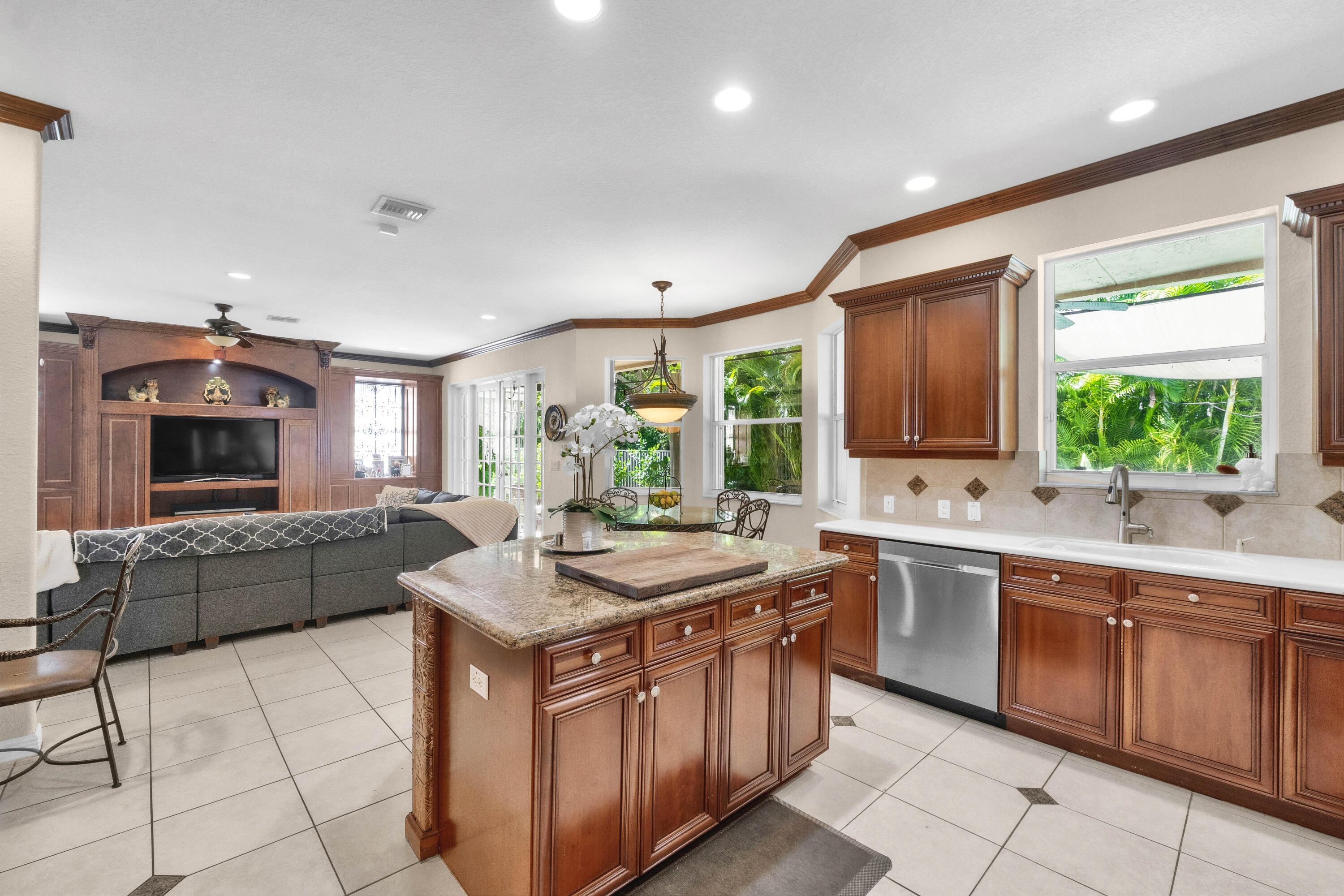7540 Greenville Circle