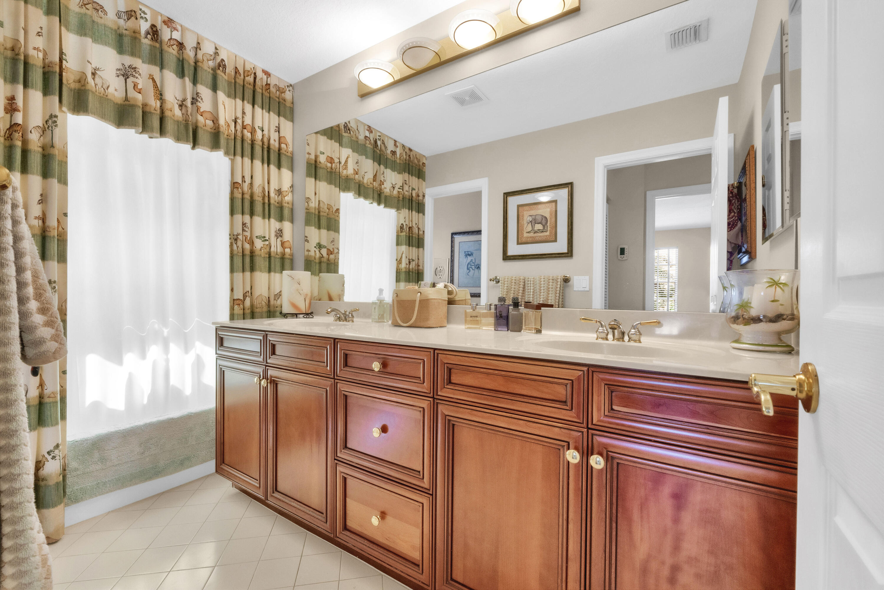 7540 Greenville Circle