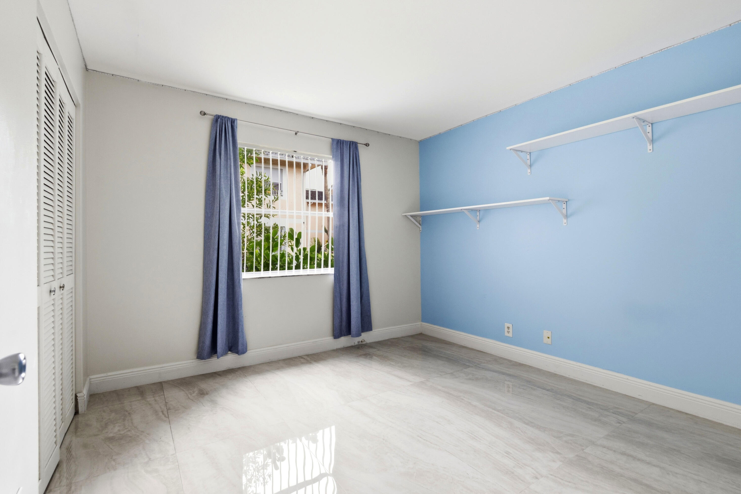 12069 ROYAL PALM Boulevard 3I