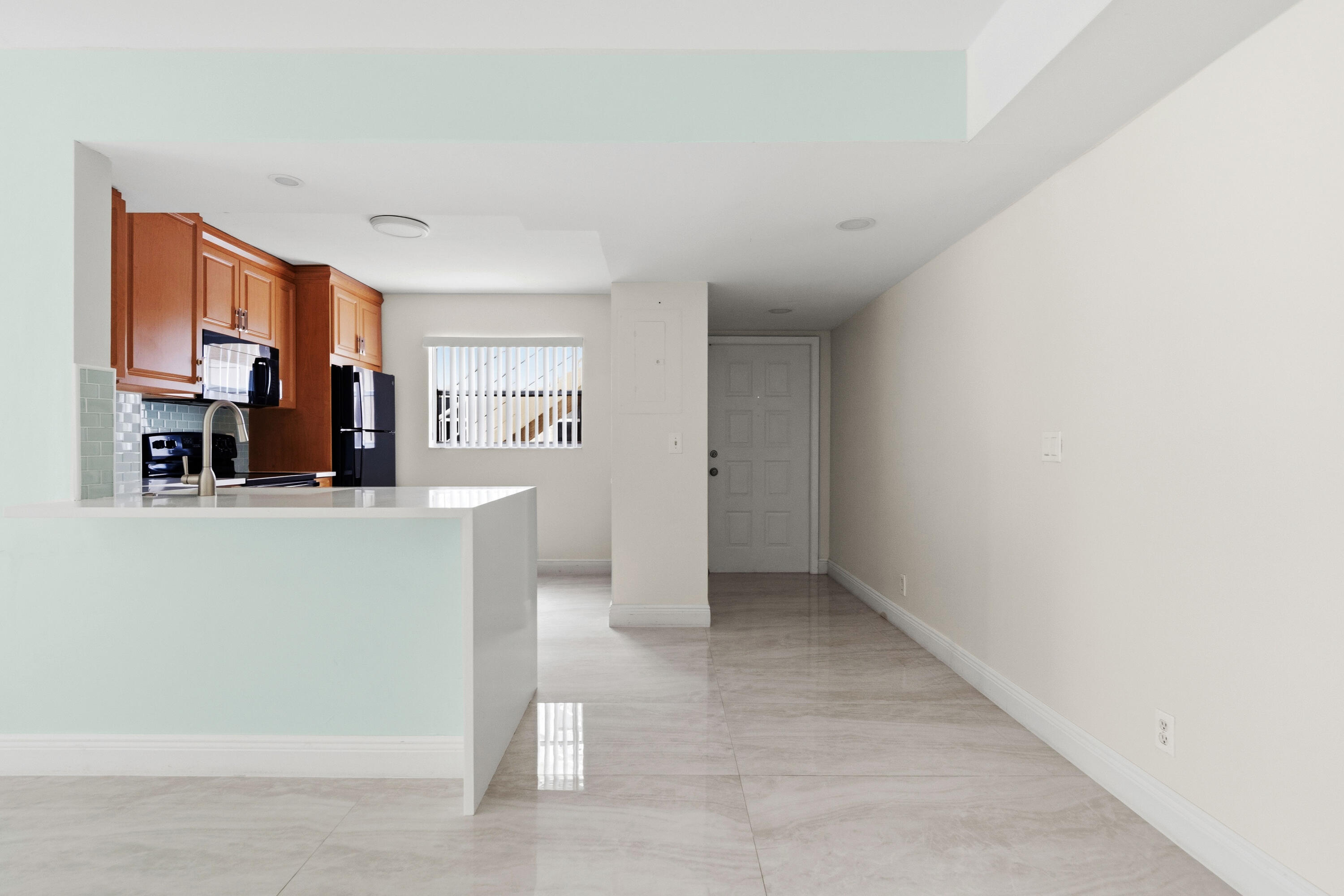 12069 ROYAL PALM Boulevard 3I