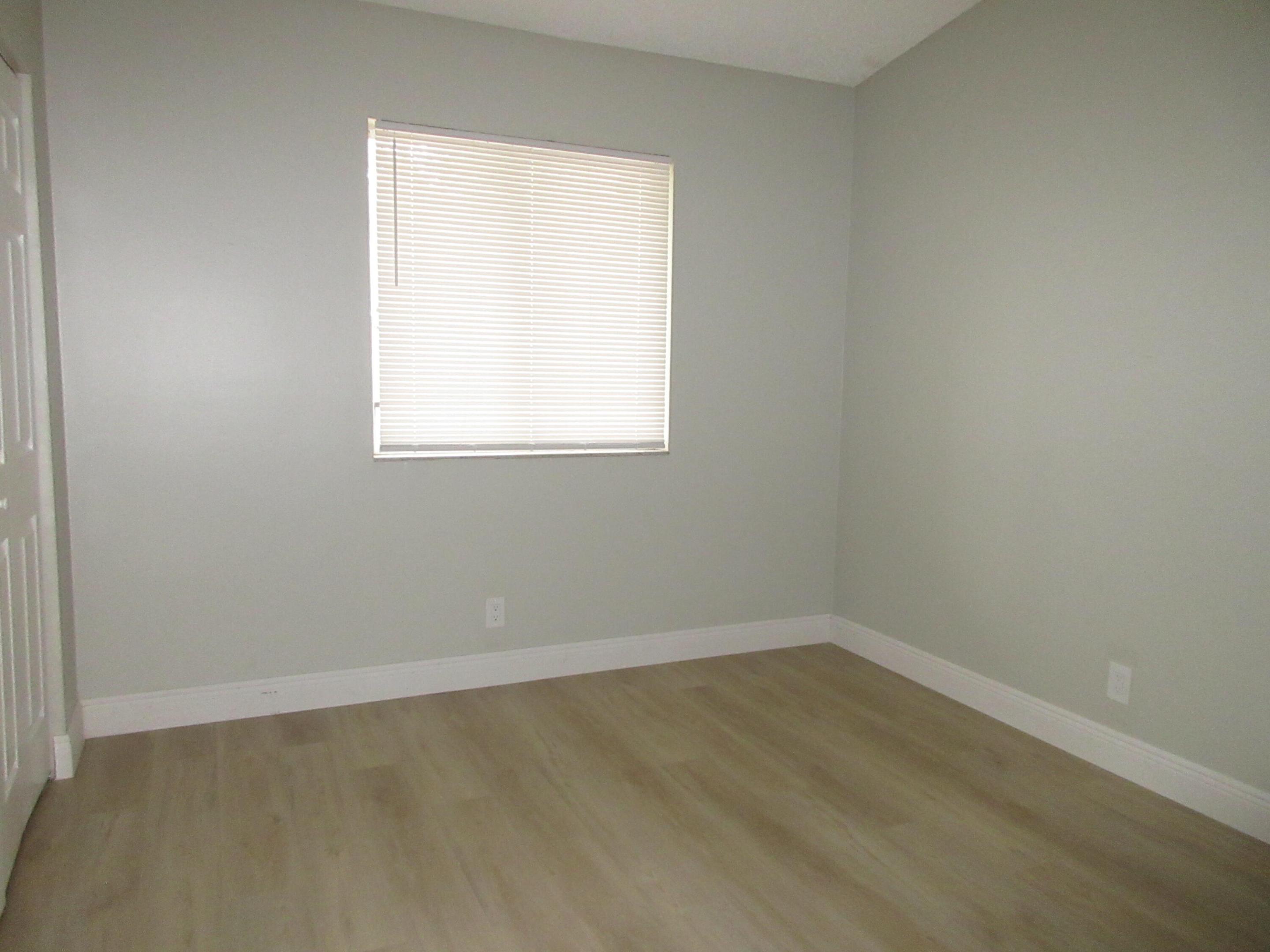 11448 NW 42nd Street
