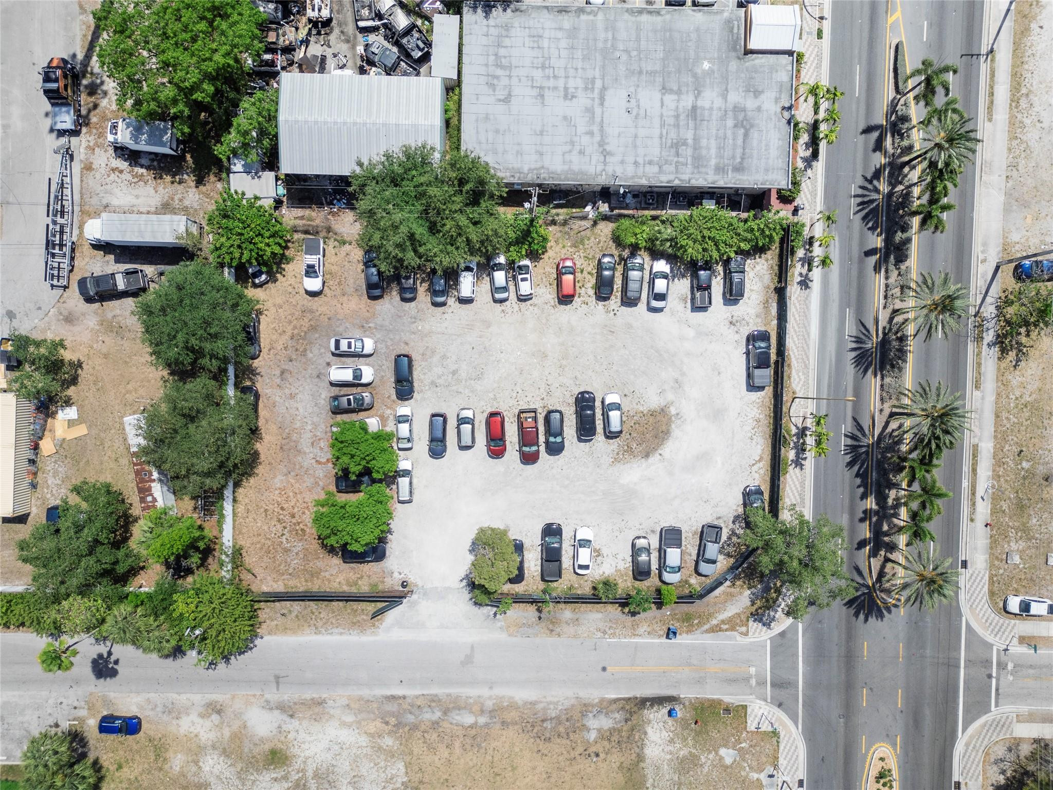606 NW 8th Avenue
