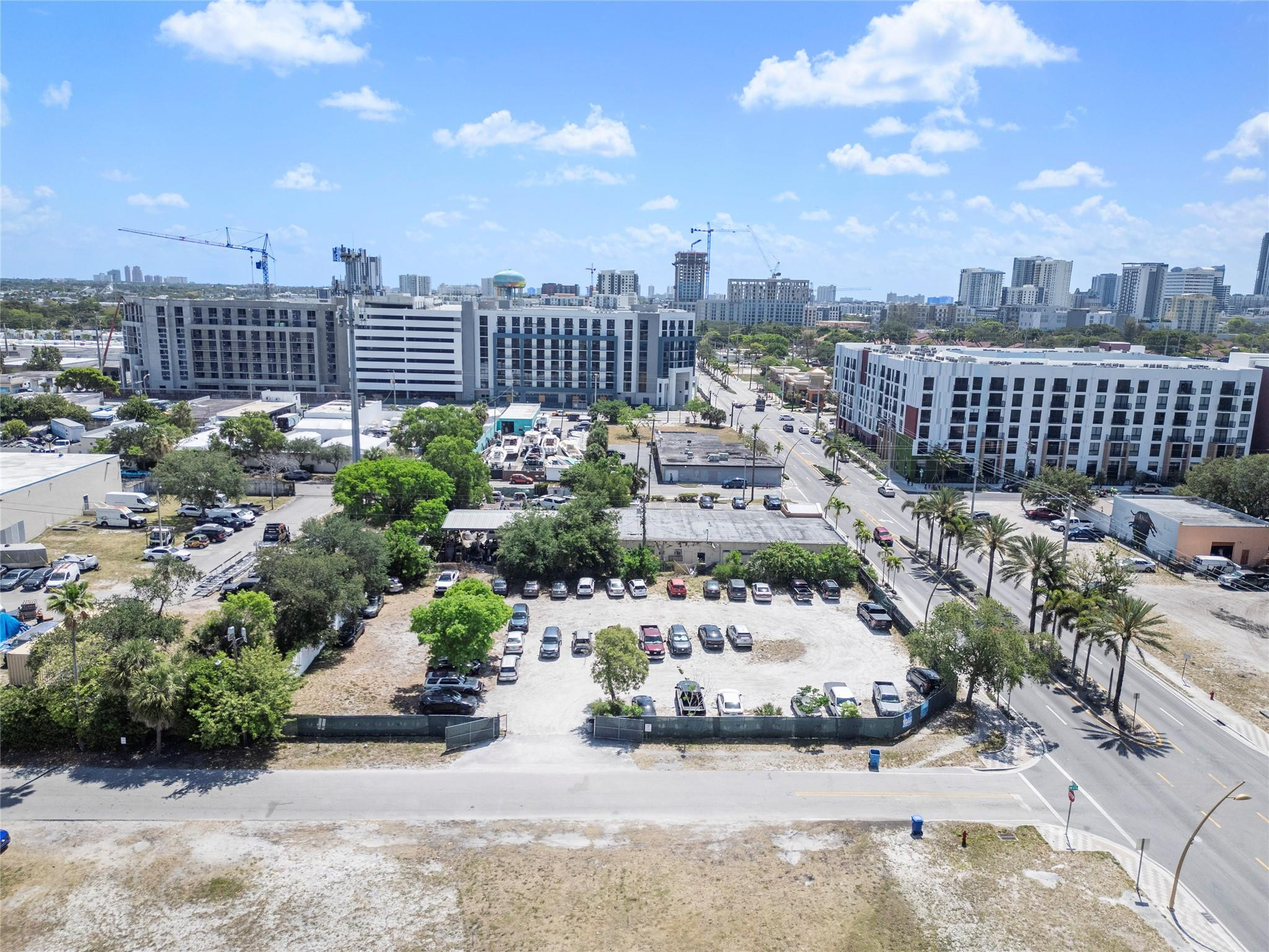 606 NW 8th Avenue