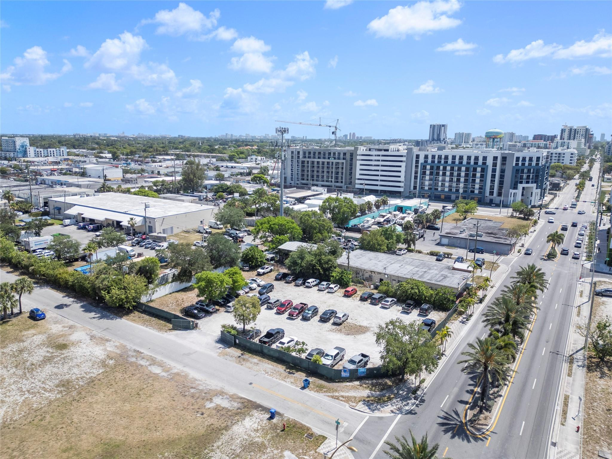606 NW 8th Avenue