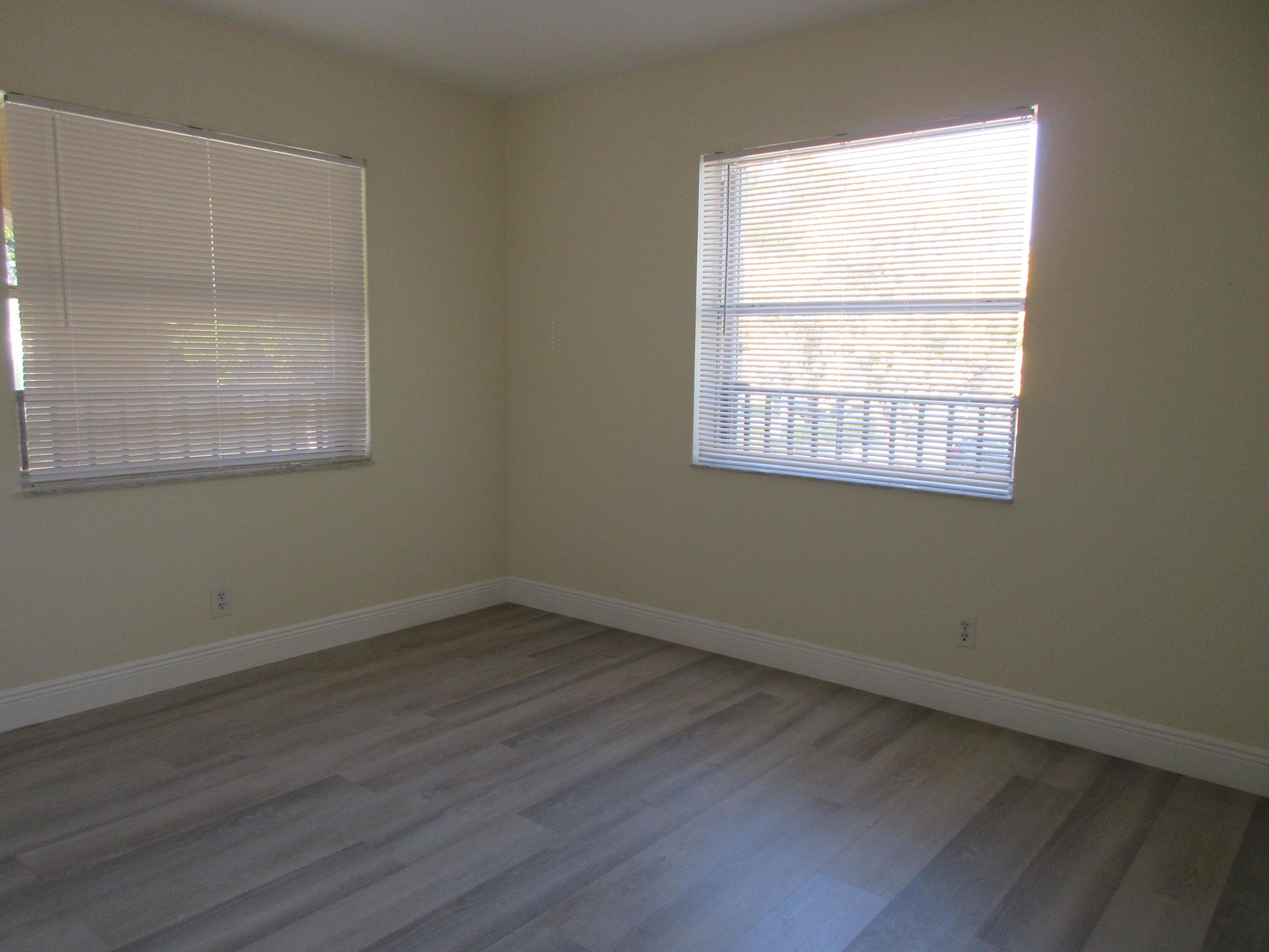 9180 NW 40th Street 9180