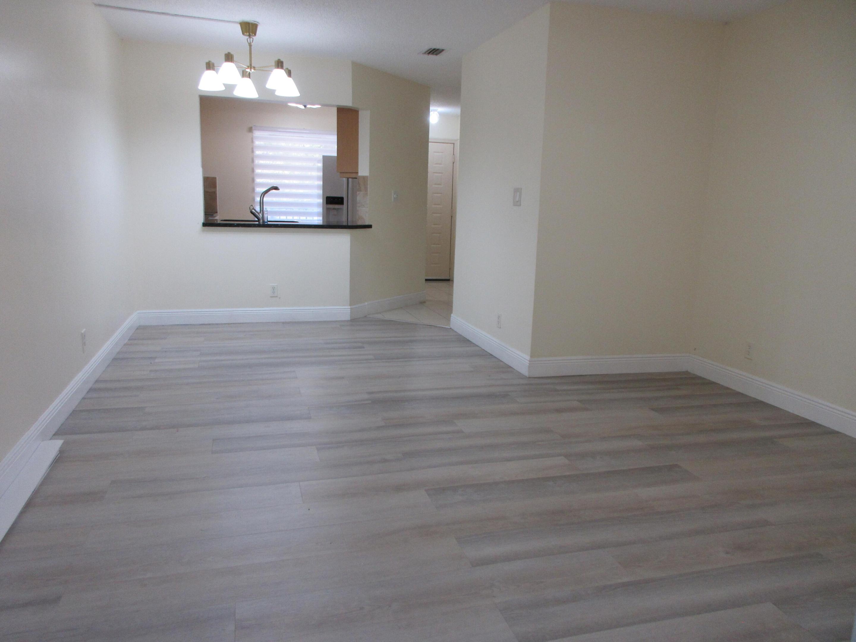 9180 NW 40th Street 9180