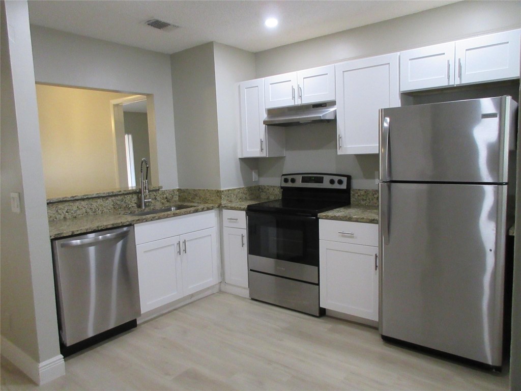 11448 NW 42nd St Unit: 11448