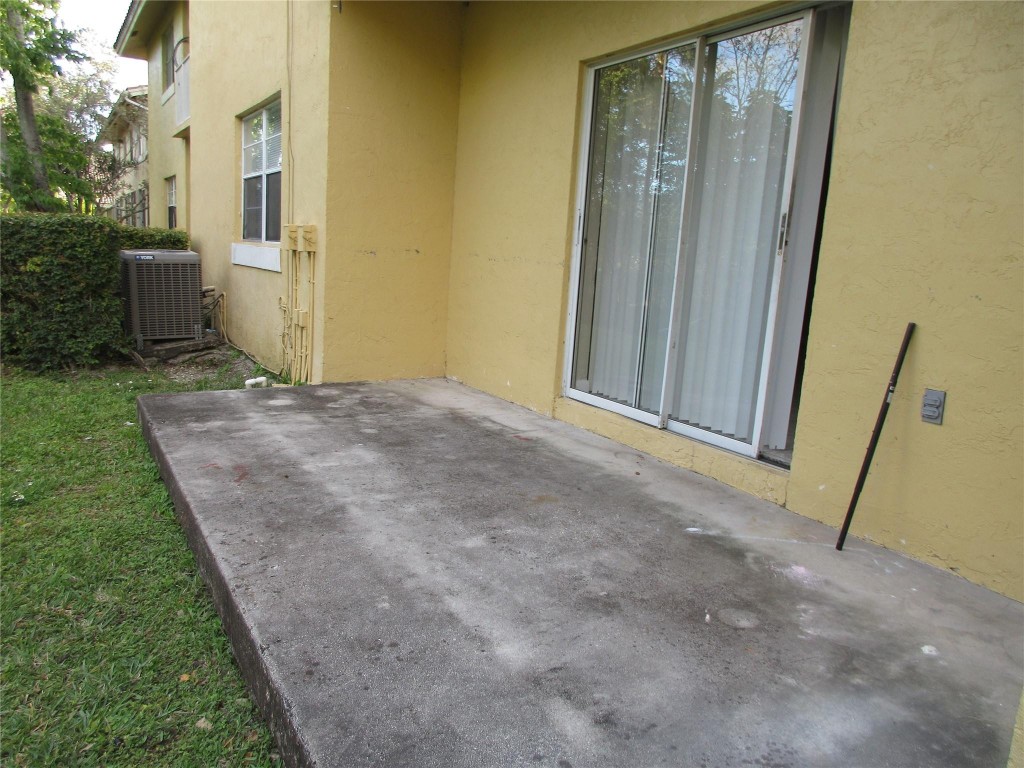 4115 NW 114th Ave 4115