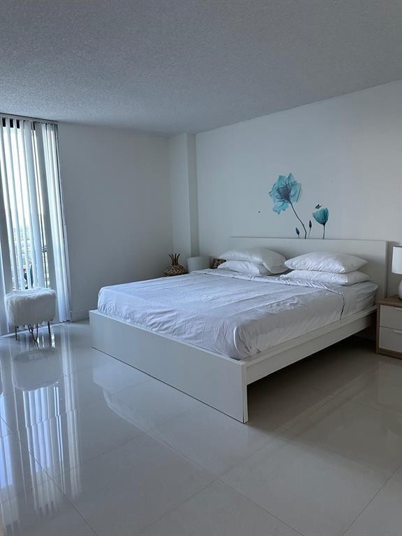 3300 NE 192nd St 1410