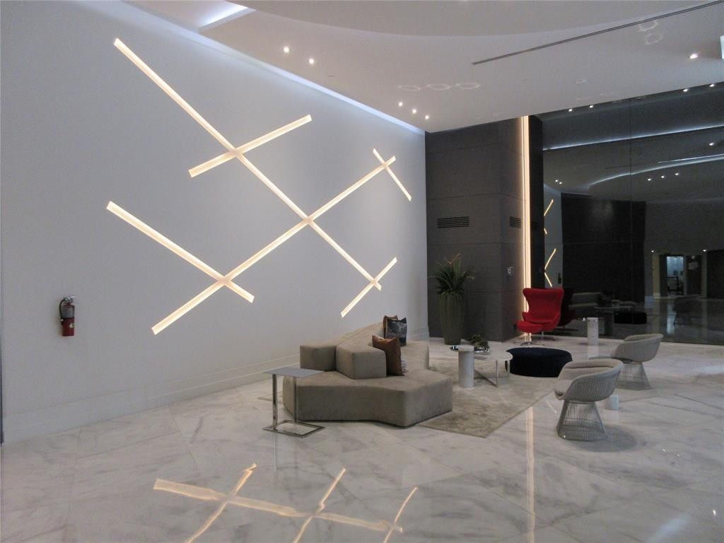 3300 NE 192nd St 1410