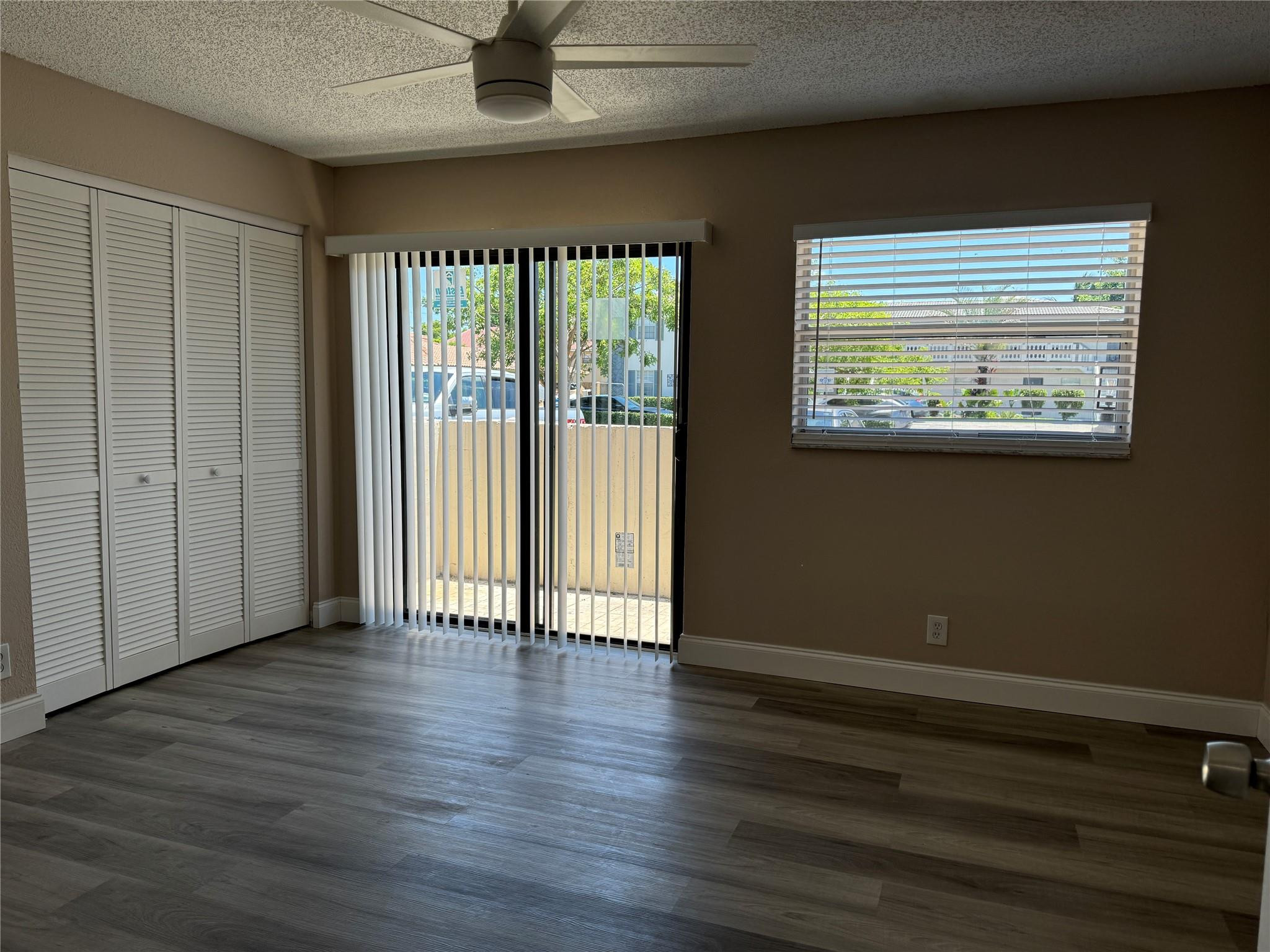 8601 NW 35th St 10