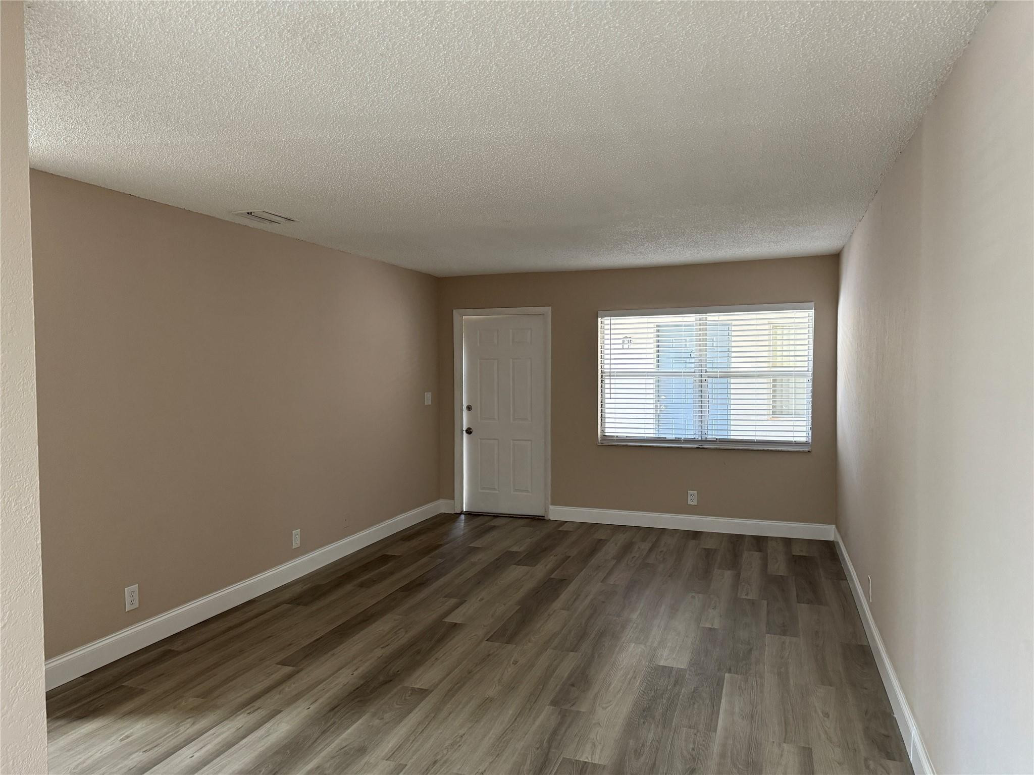 8601 NW 35th St 10