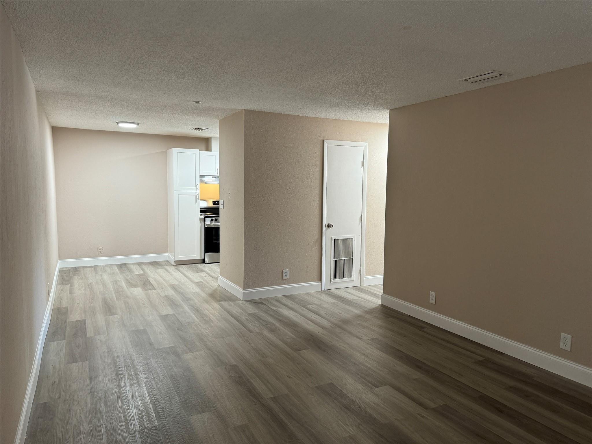 8601 NW 35th St 10