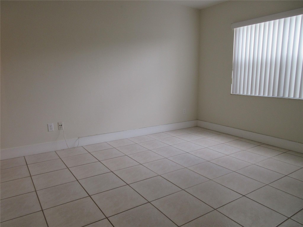 10710 Royal Palm Blvd 10710