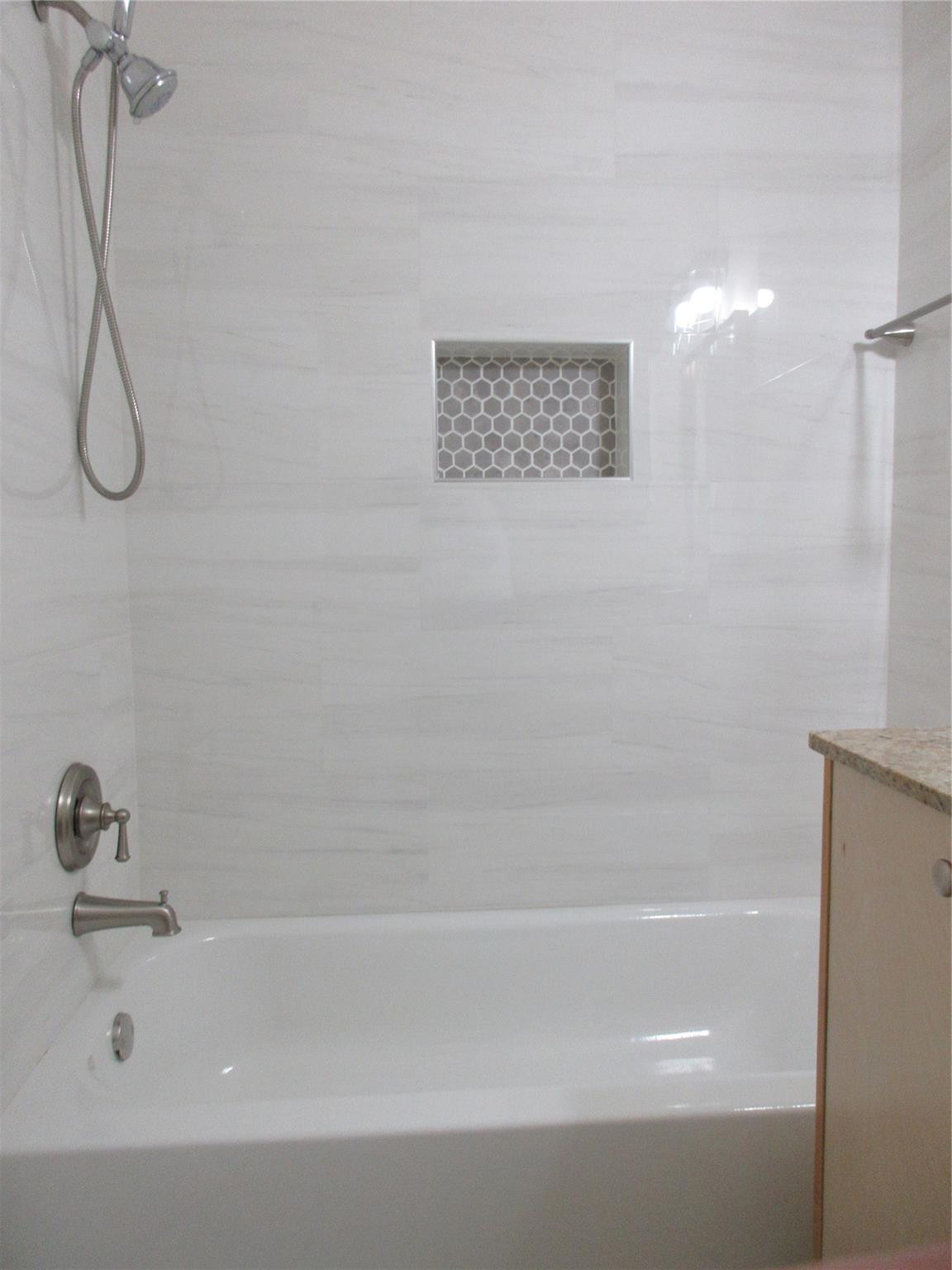 9180 NW 40th St 9180