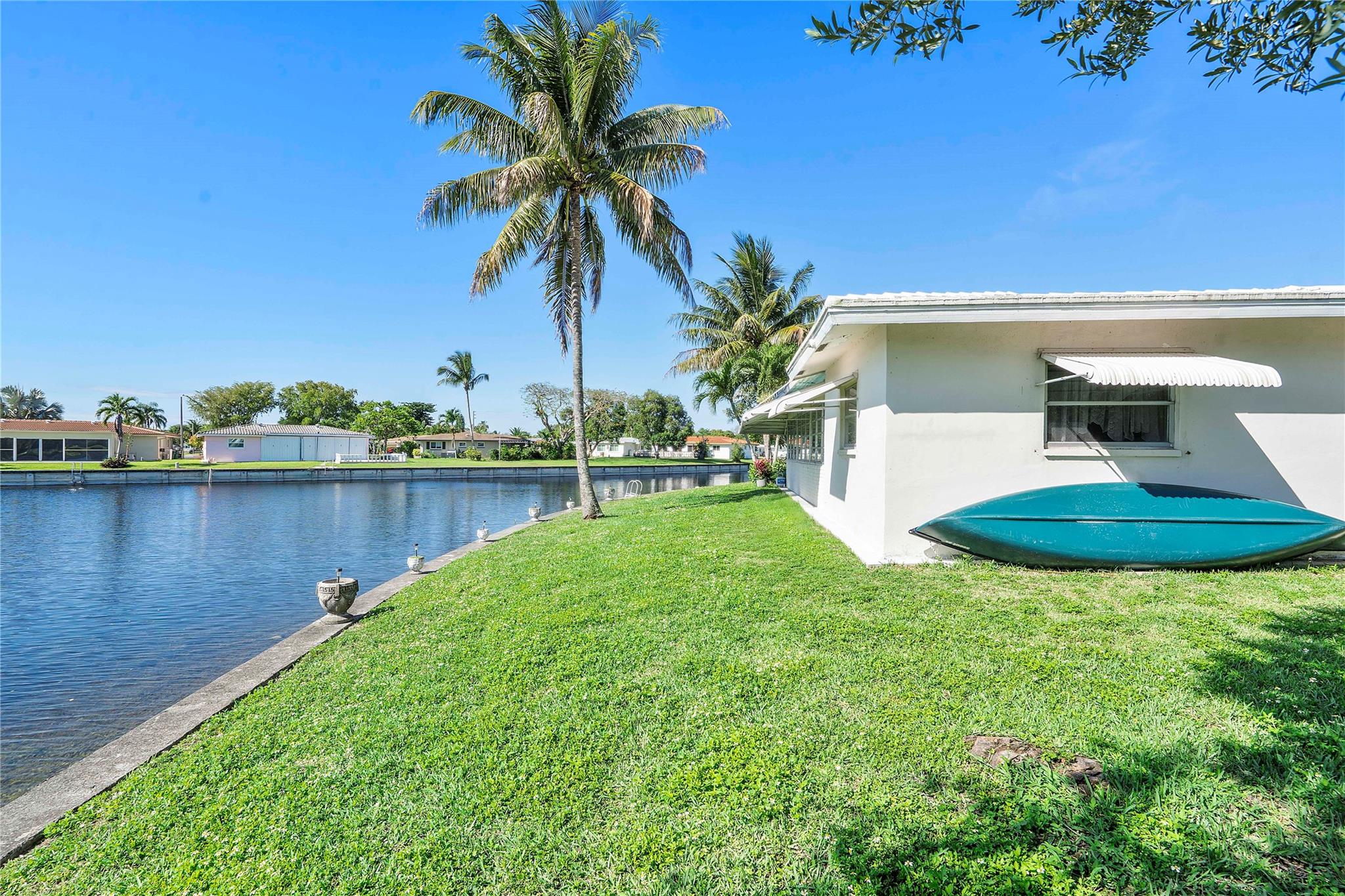 6806 NW 59th St
