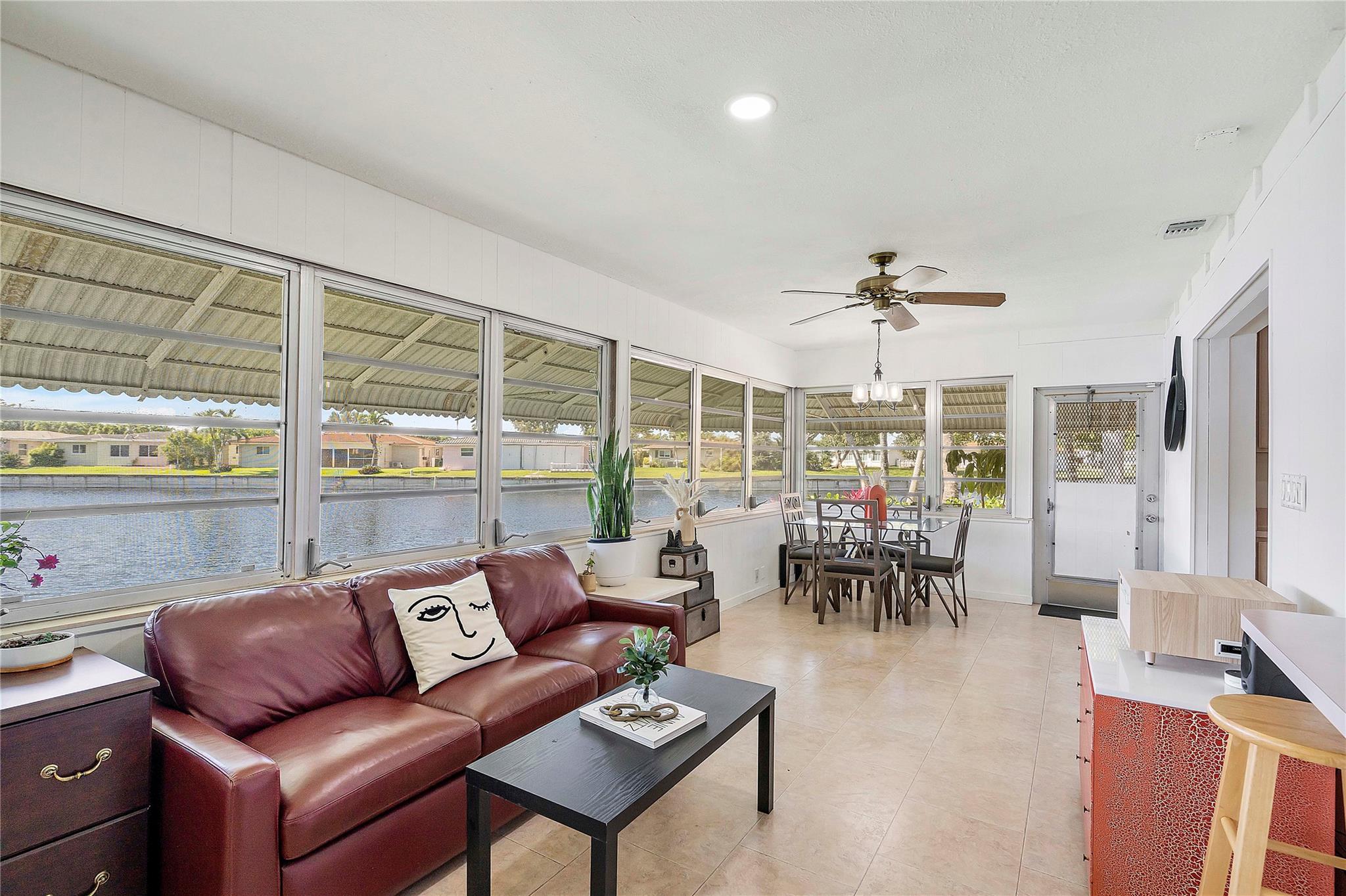 6806 NW 59th St