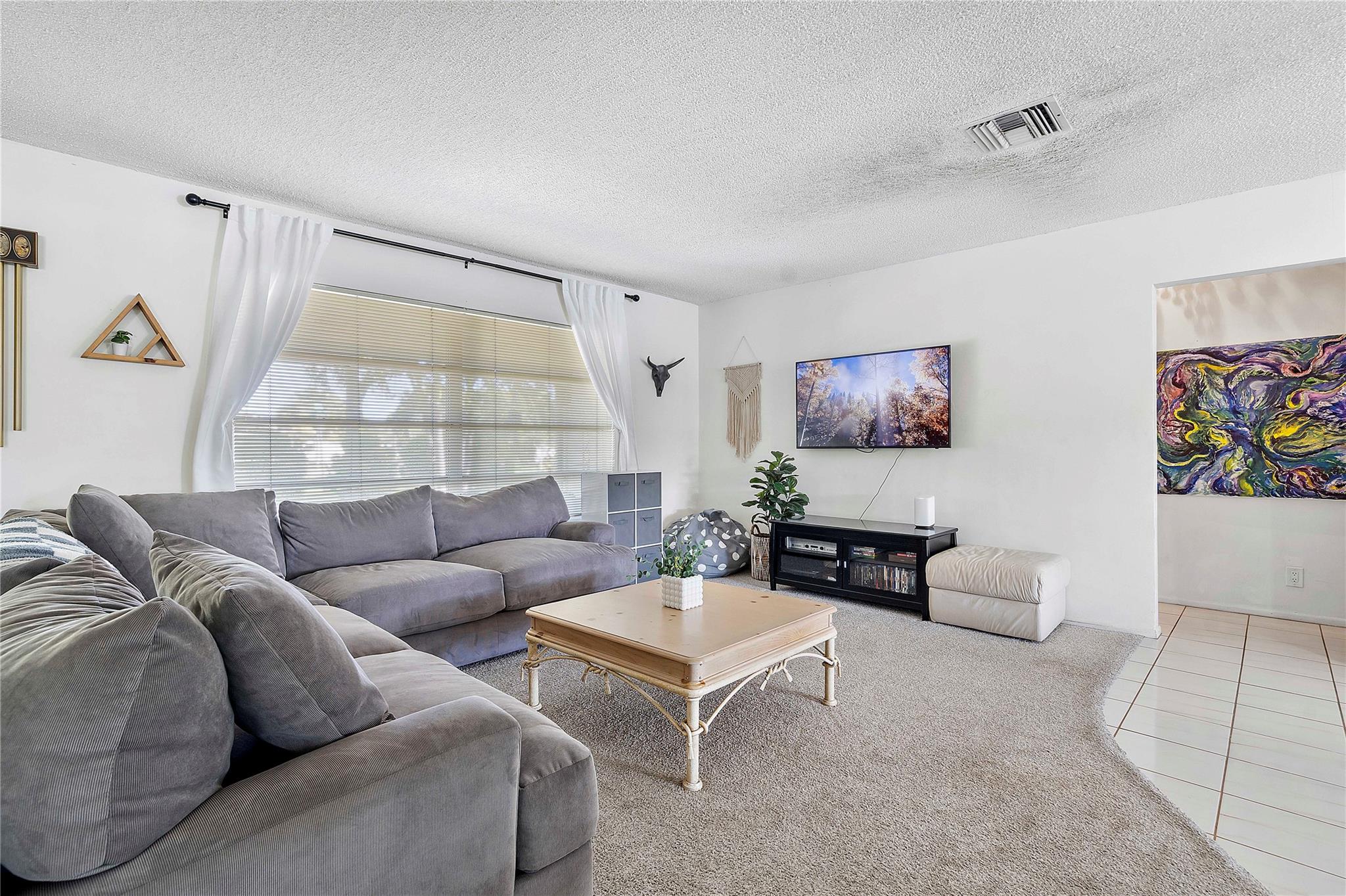 6806 NW 59th St