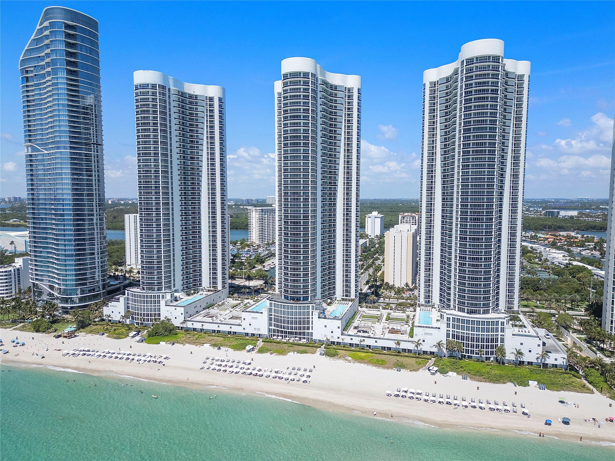 16001 Collins Ave 2001