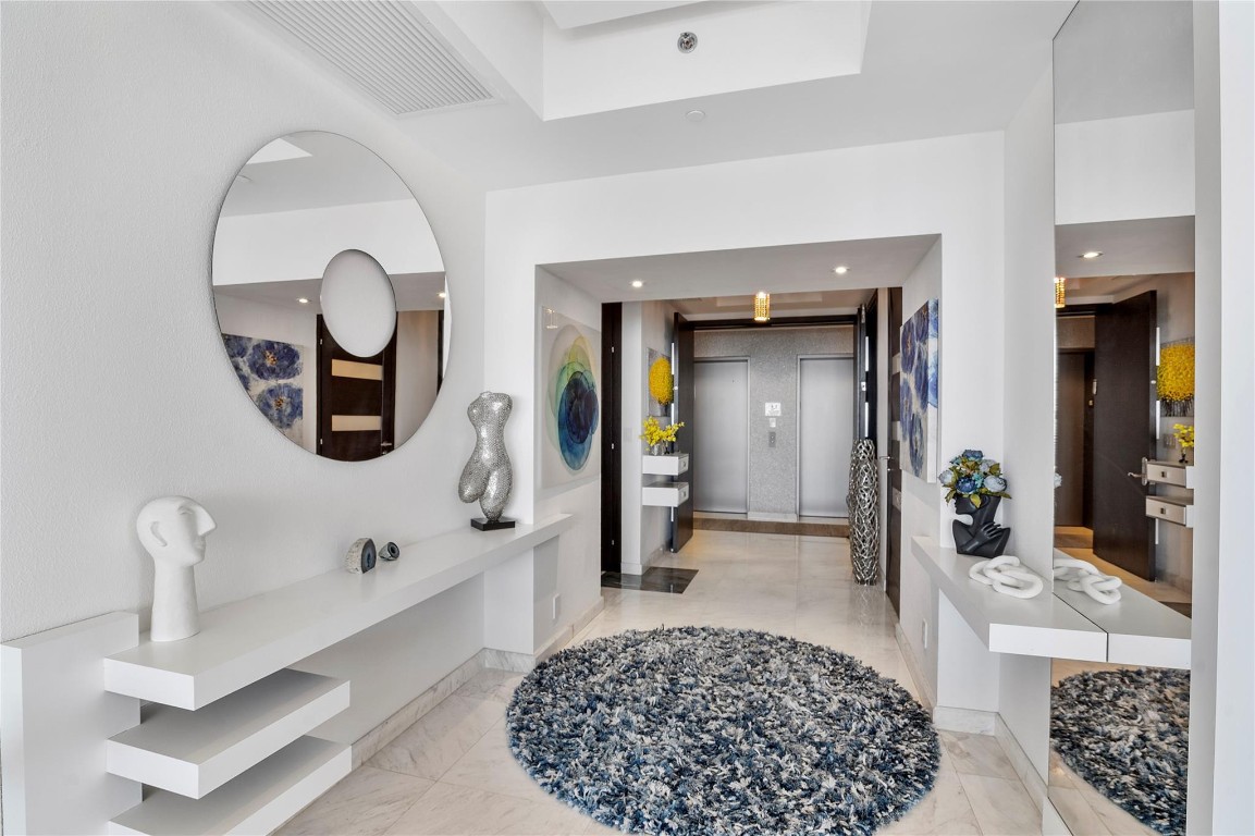 16001 Collins Ave 2001