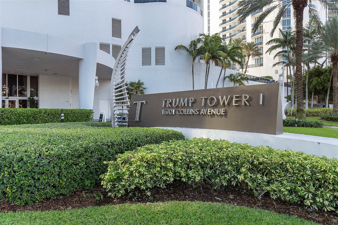 16001 Collins Ave 2001