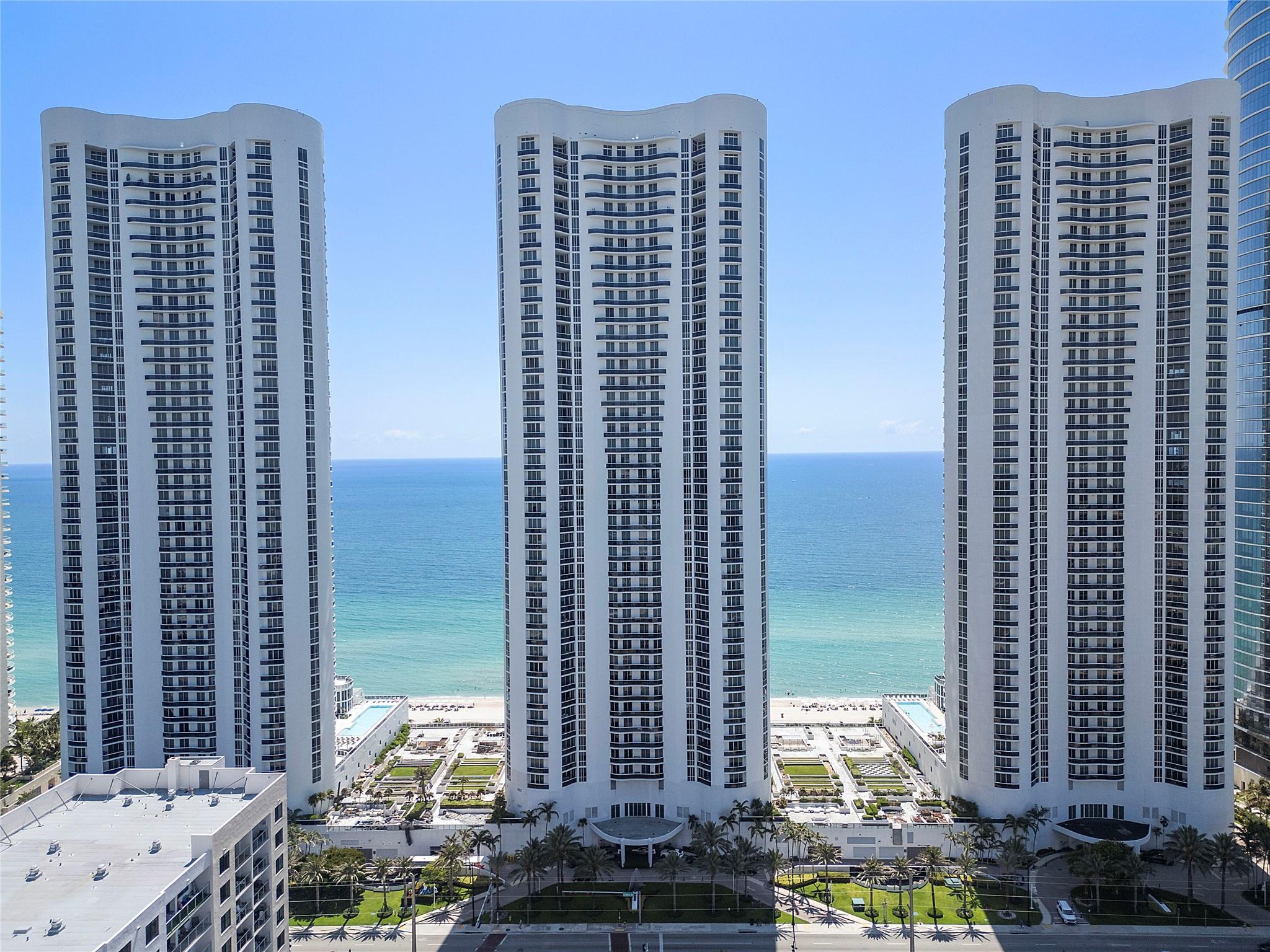 16001 Collins Ave 2001