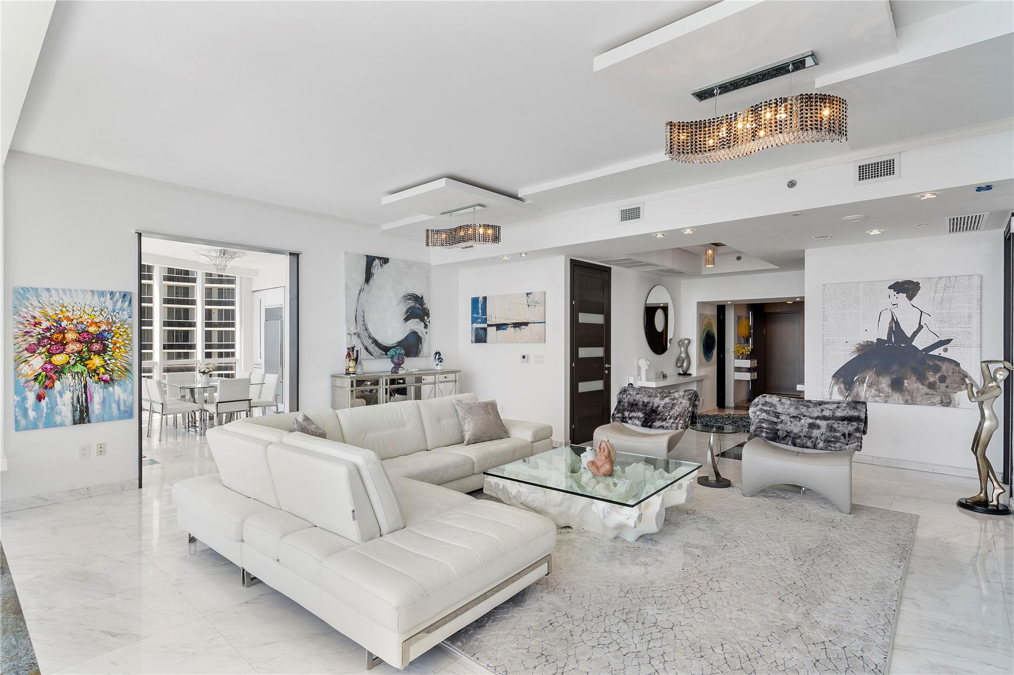 16001 Collins Ave 2001