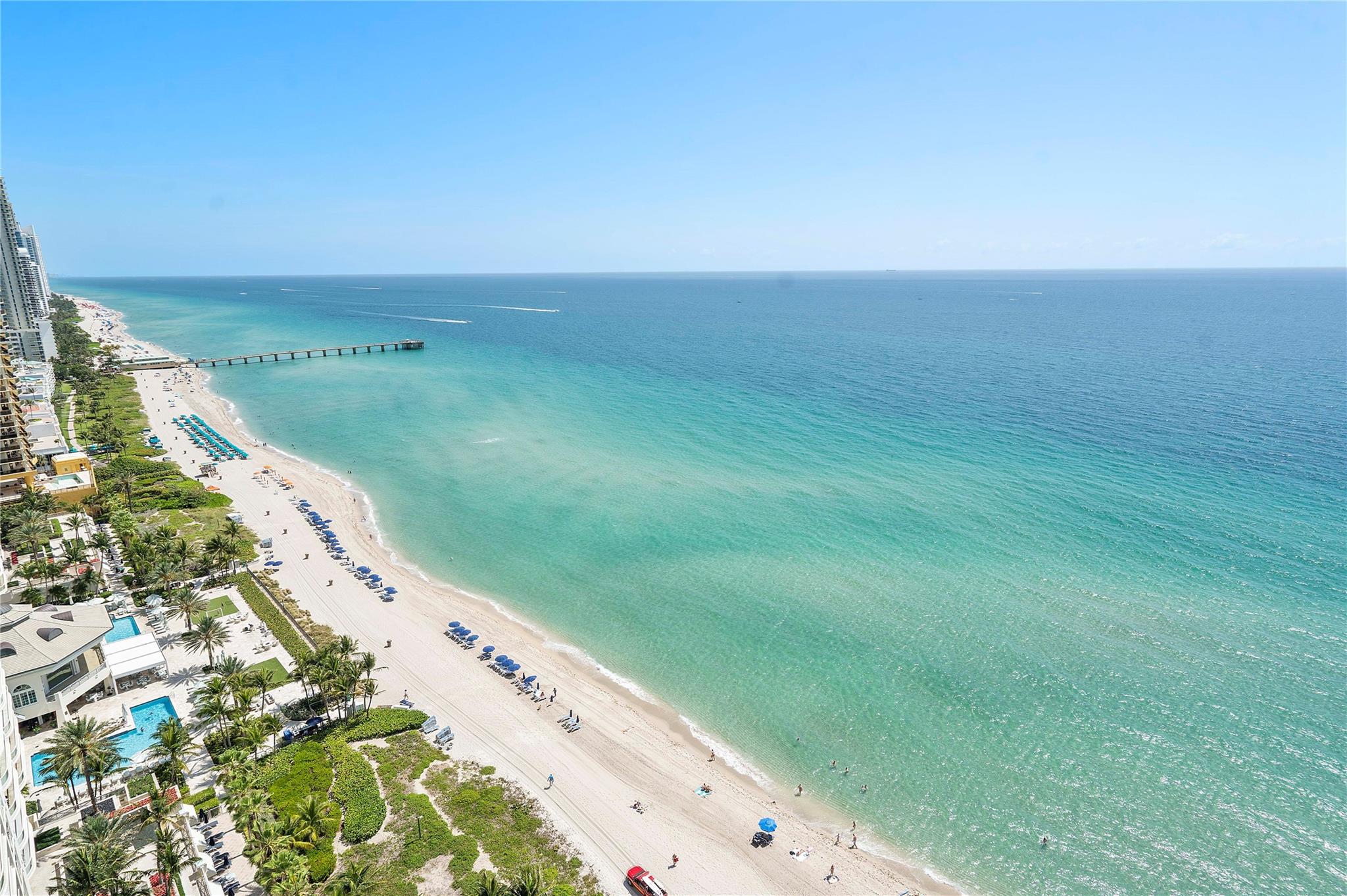 16001 Collins Ave 2001