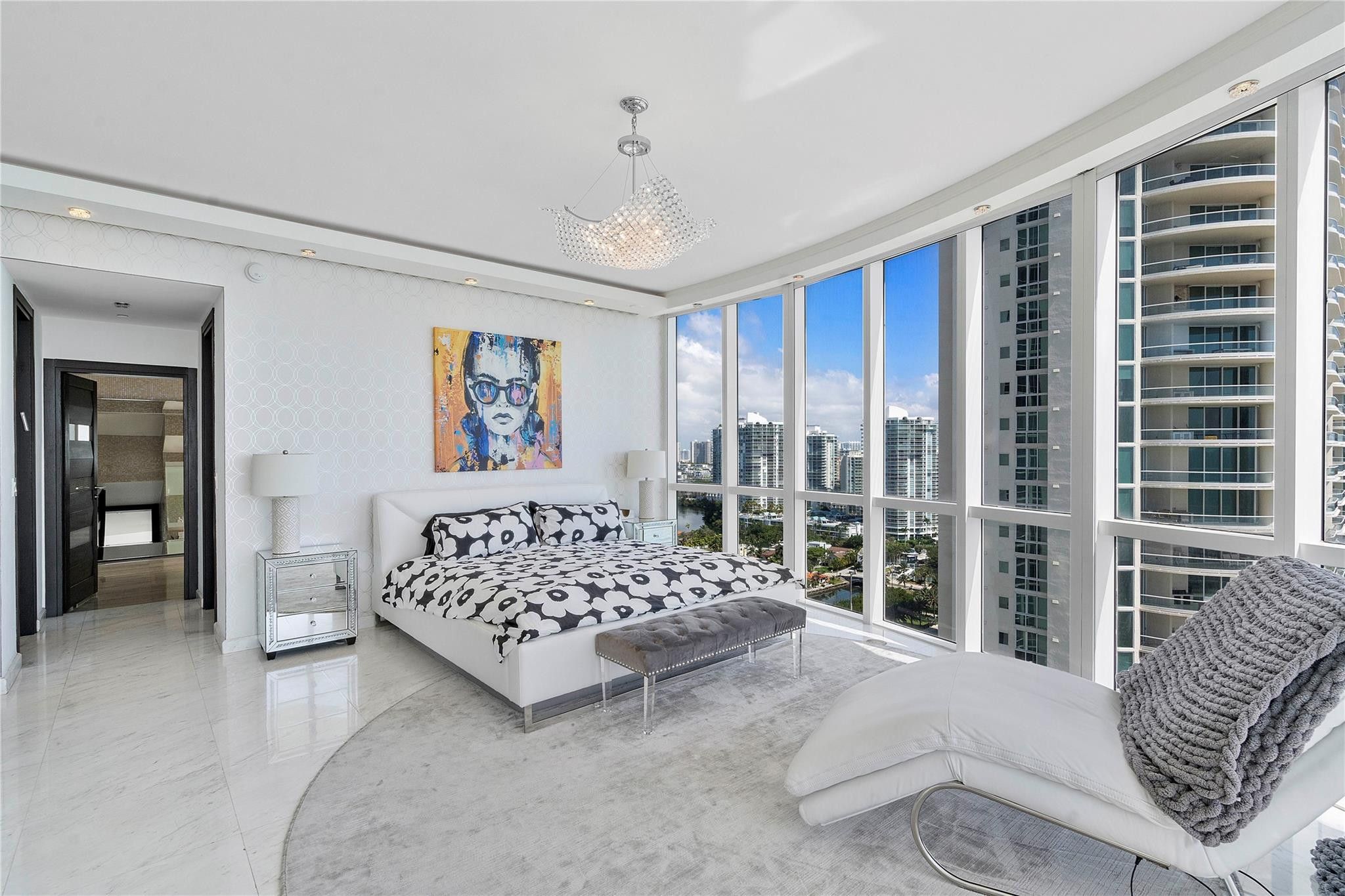 16001 Collins Ave 2001