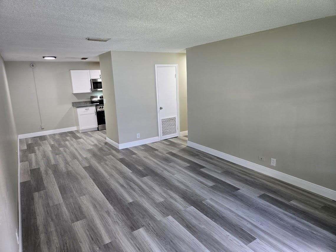 8601 NW 35th St 9