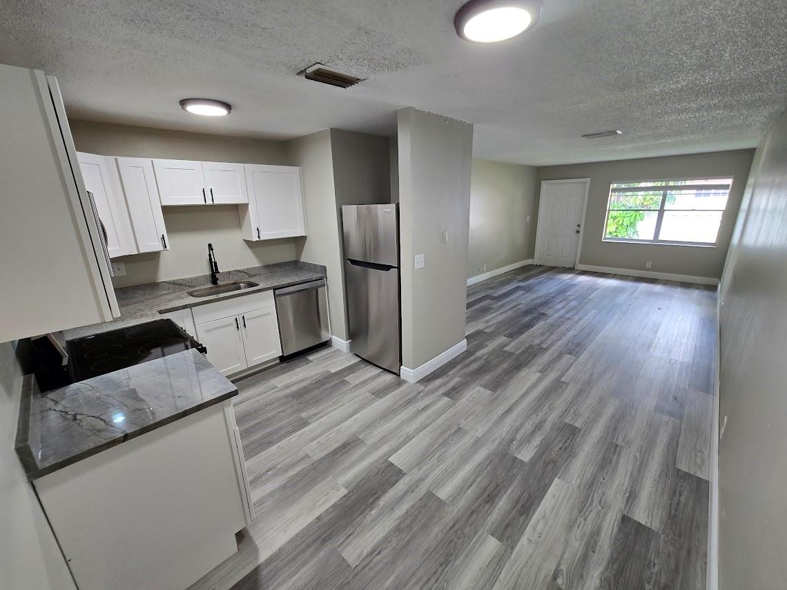 8601 NW 35th St 9