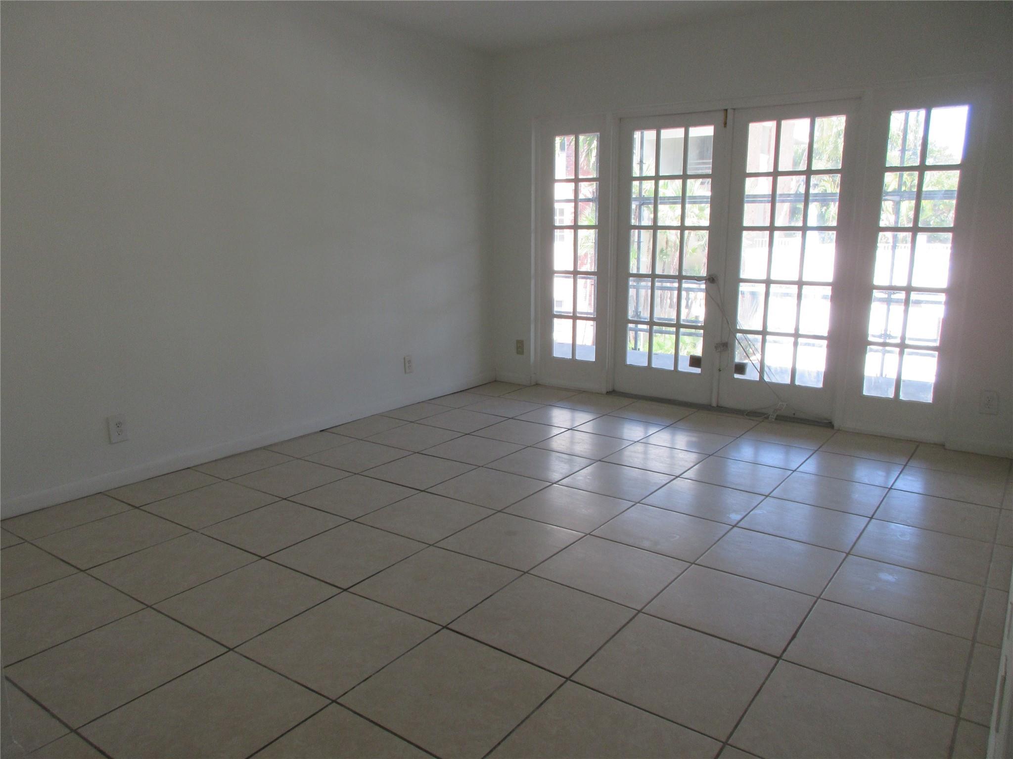 2420 SE 17th St 208C