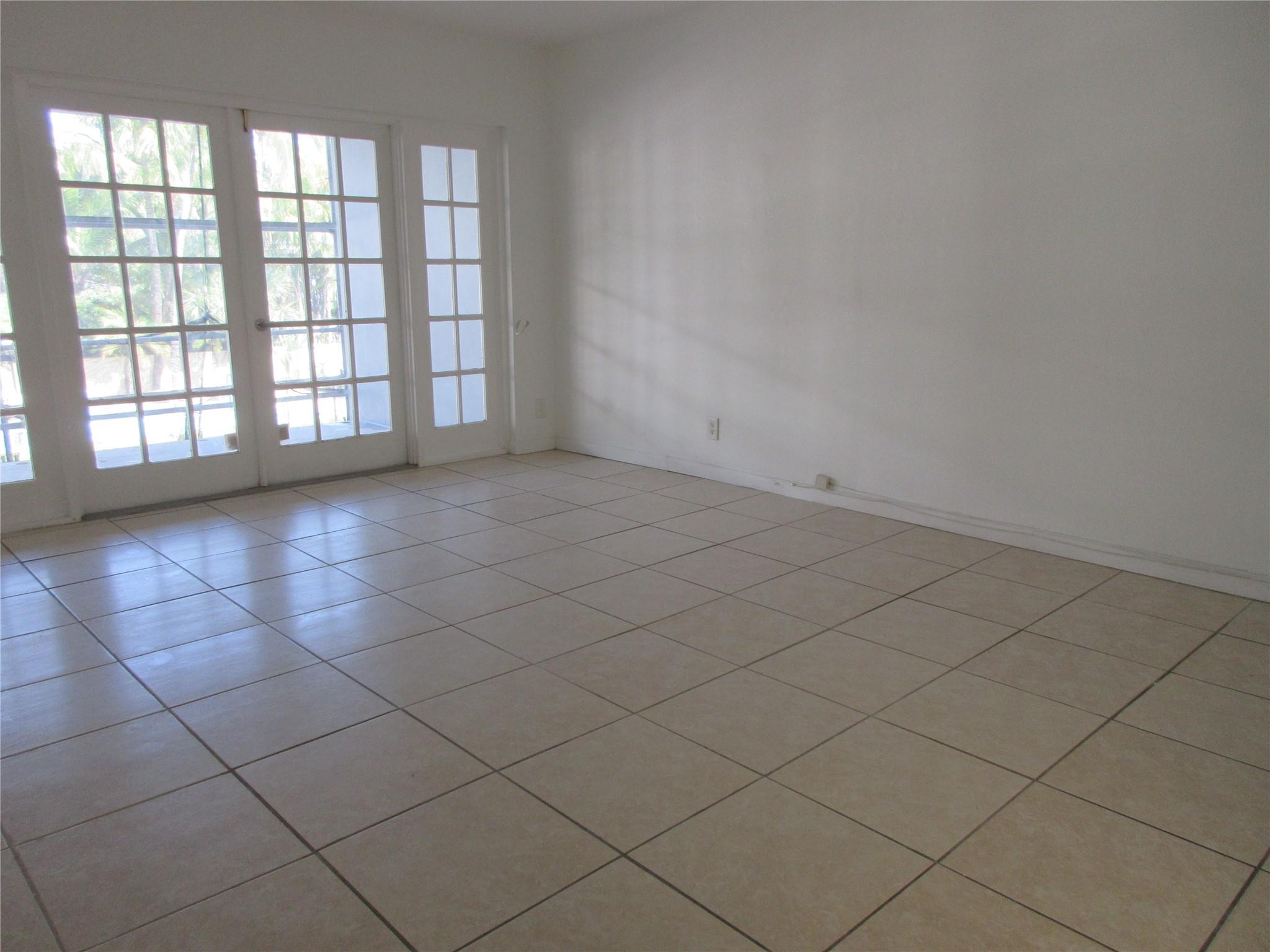 2420 SE 17th St 208C